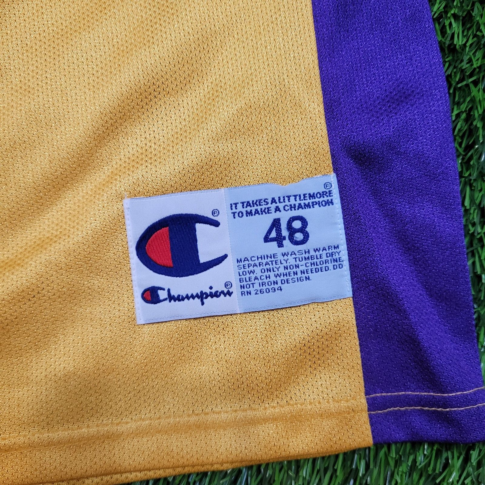 Champion VTG 90s Champion Shaquille O'Neal Lakers Jersey Mens XL 48 Size US XL / EU 56 / 4 - 5 Thumbnail