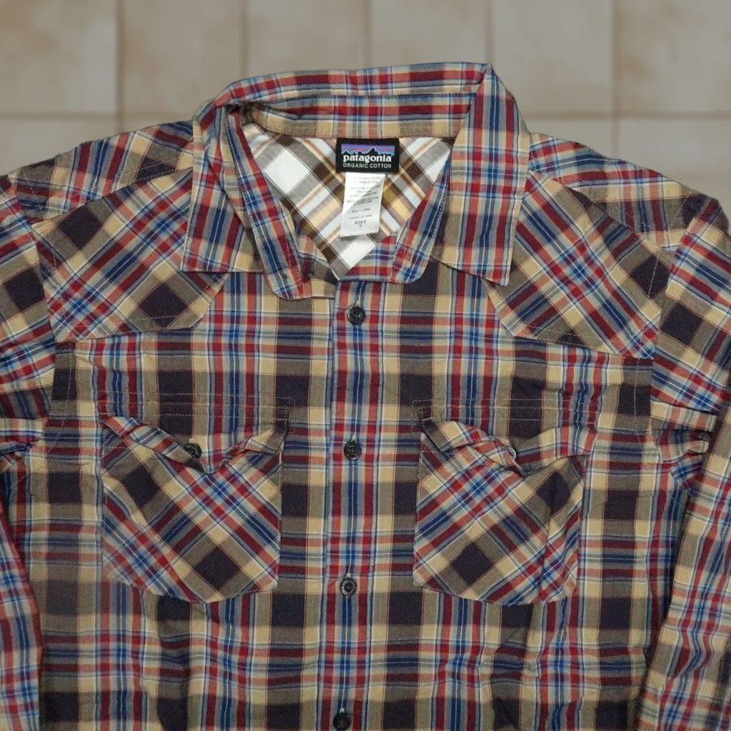 Patagonia Patagonia Shirt Mens Small Brown Blue Plaid Organic Cotton Long Sleeved Size US S / EU 44-46 / 1 - 1 Thumbnail