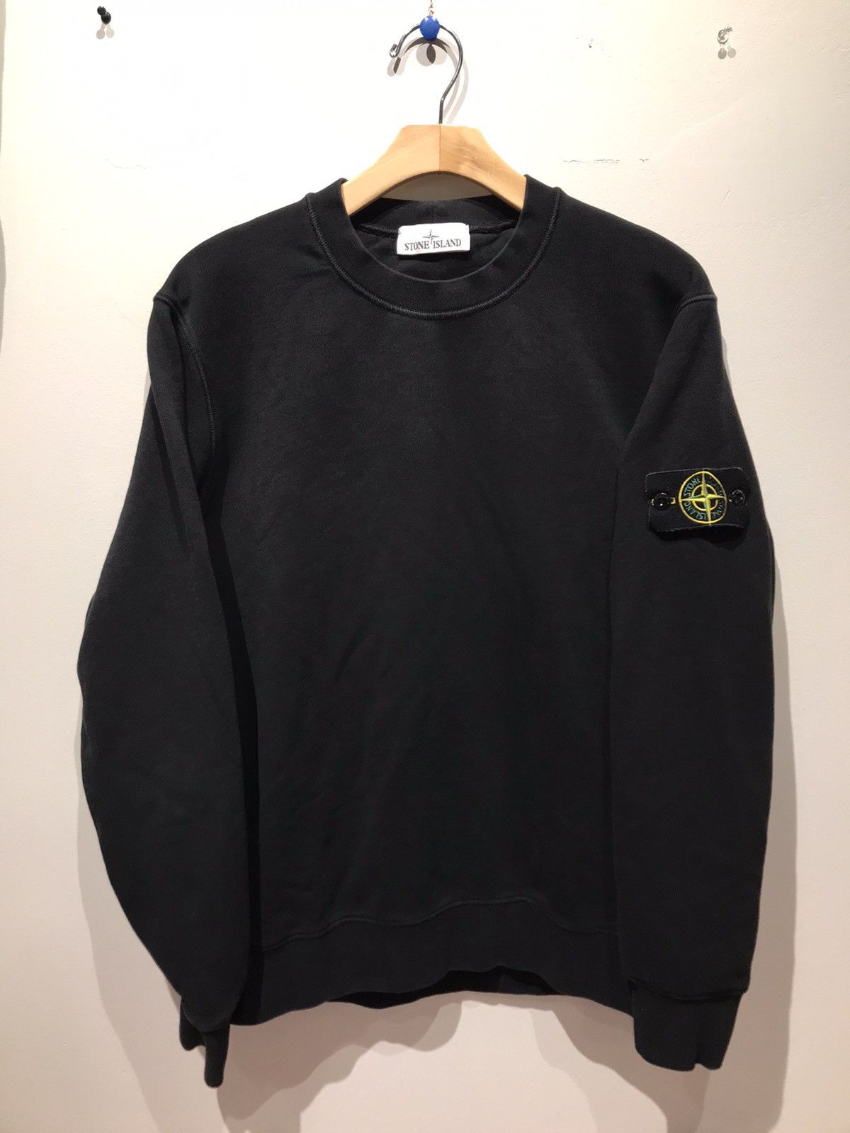 image of 2000S Stone Island Patch Pullover Crew Sweater Sweatshirt in Black, Men's (Size Large)