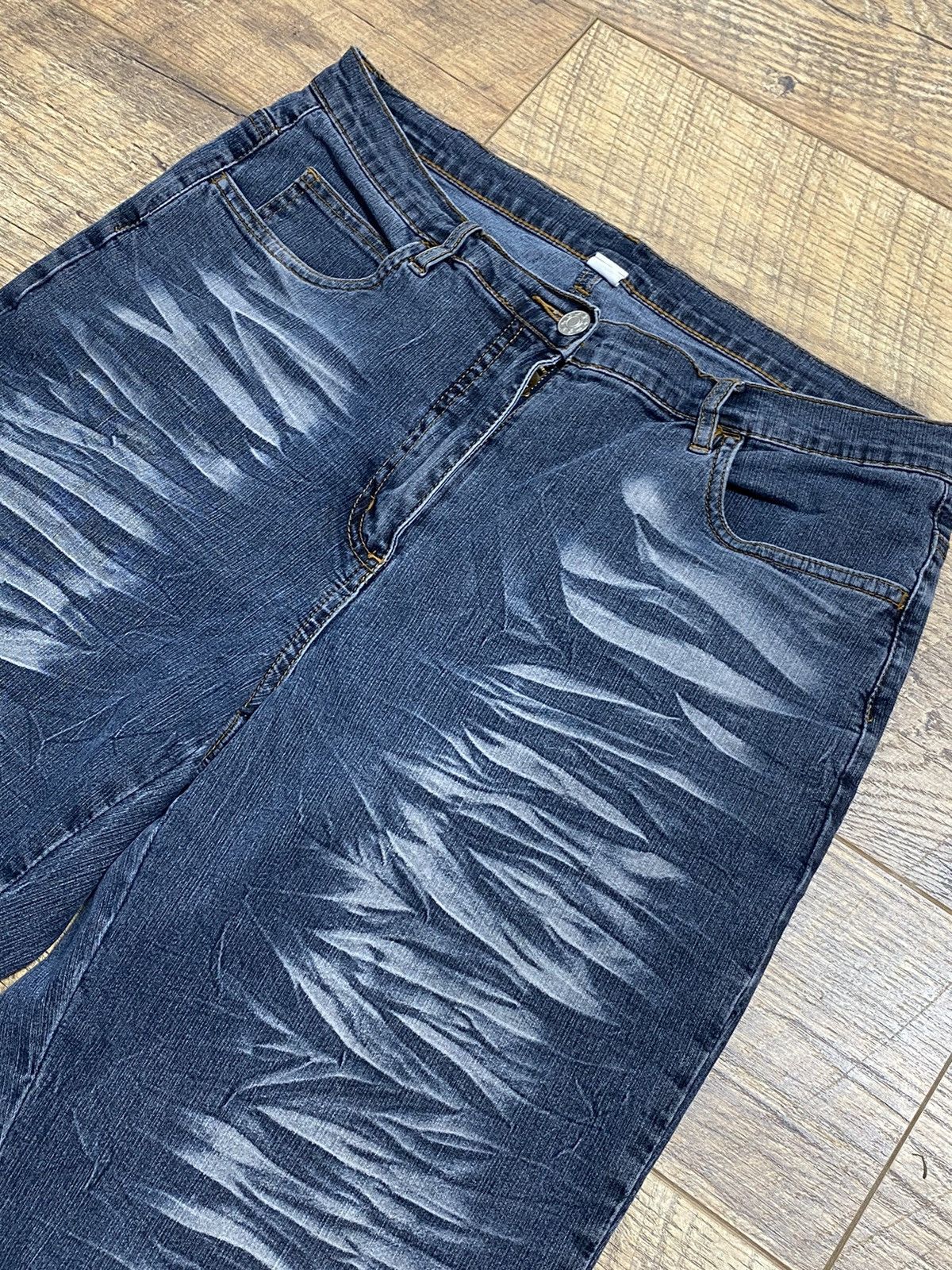 Japanese Brand Y2K Vintage Blue Acid Wash Wave Pattern Denim Jeans Size 28" / US 6 / IT 42 - 8 Thumbnail