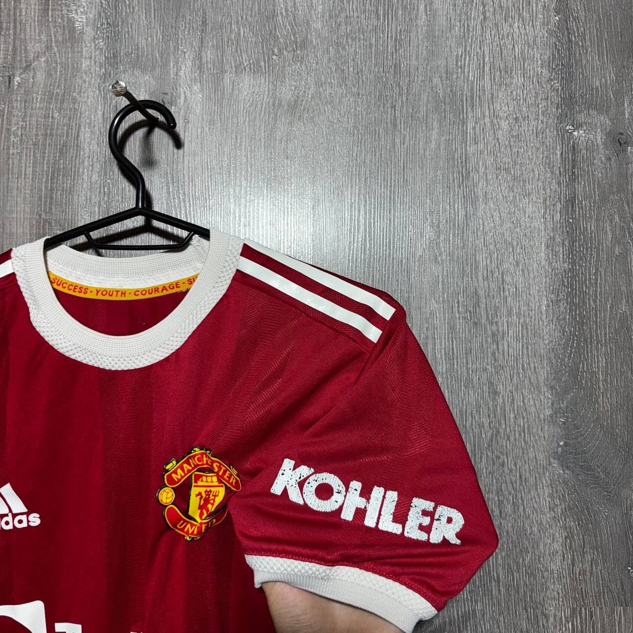 Adidas Adidas Manchester United Legend “Ronaldo #7” Home Jersey Size US M / EU 48-50 / 2 - 5 Thumbnail