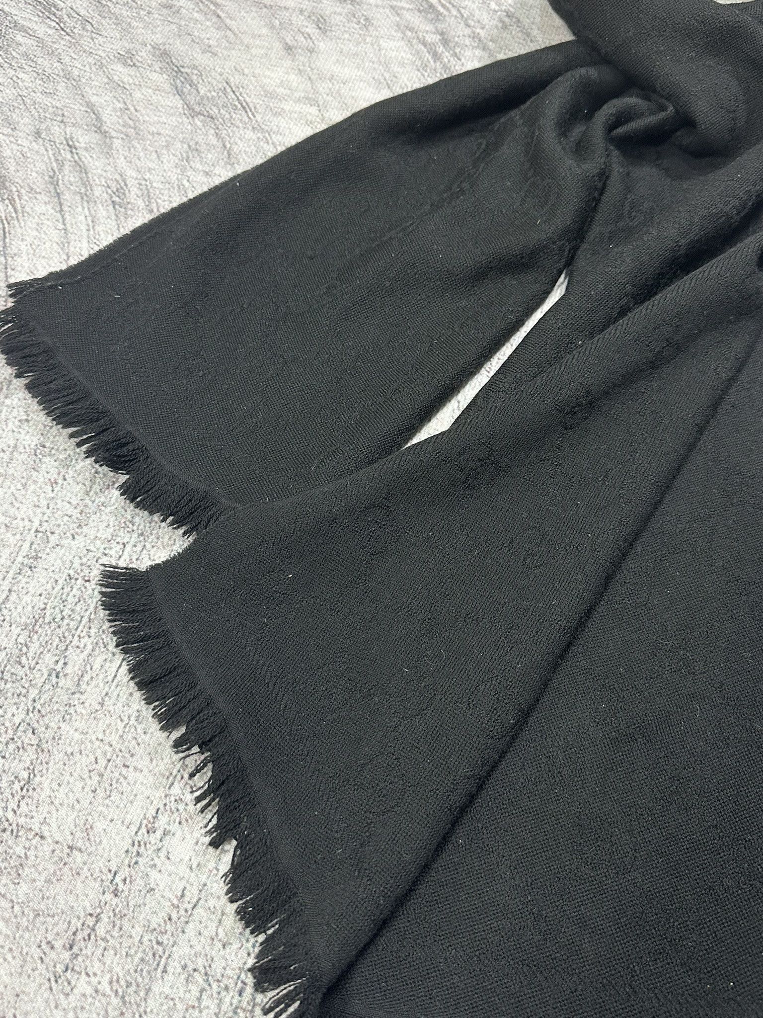 Gucci Gucci Scarf GG Monogram Logo Fringed Black Size ONE SIZE - 3 Thumbnail