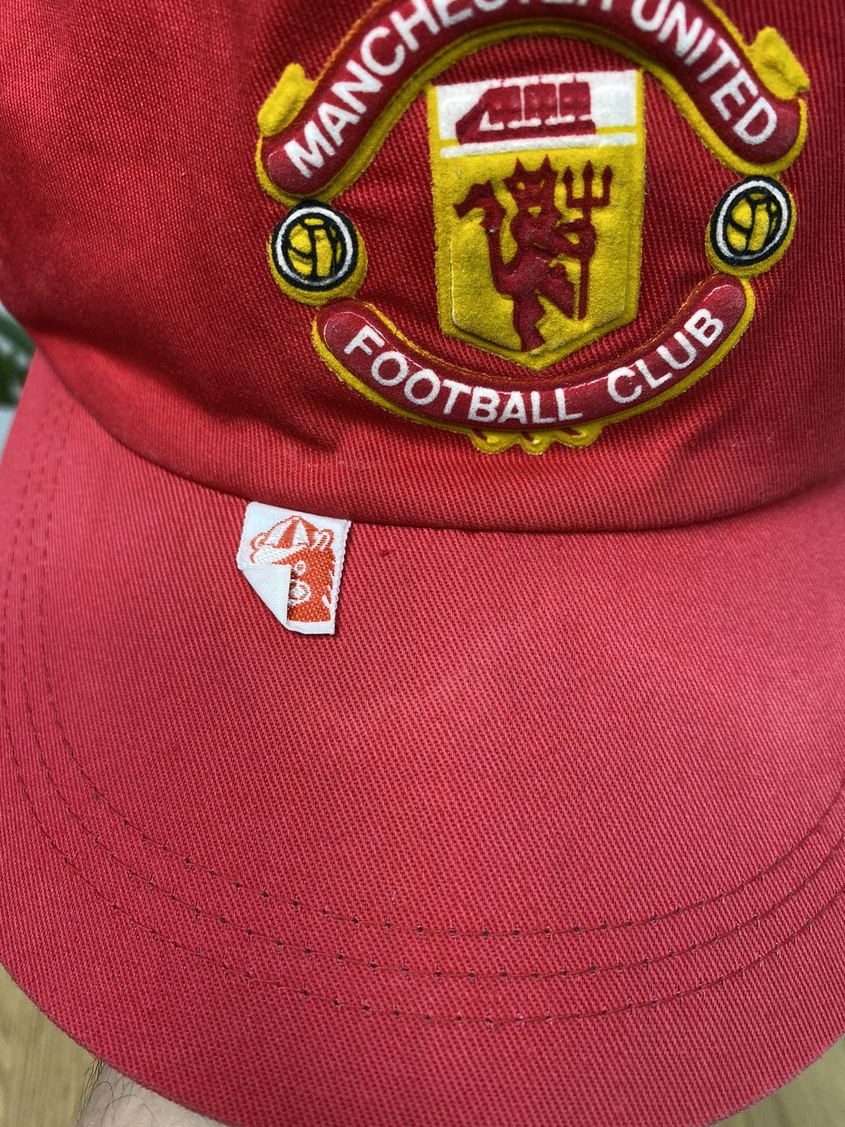 Vintage Vintage Manchester United Trucker Hat Football Cap Soccer Size ONE SIZE - 4 Thumbnail