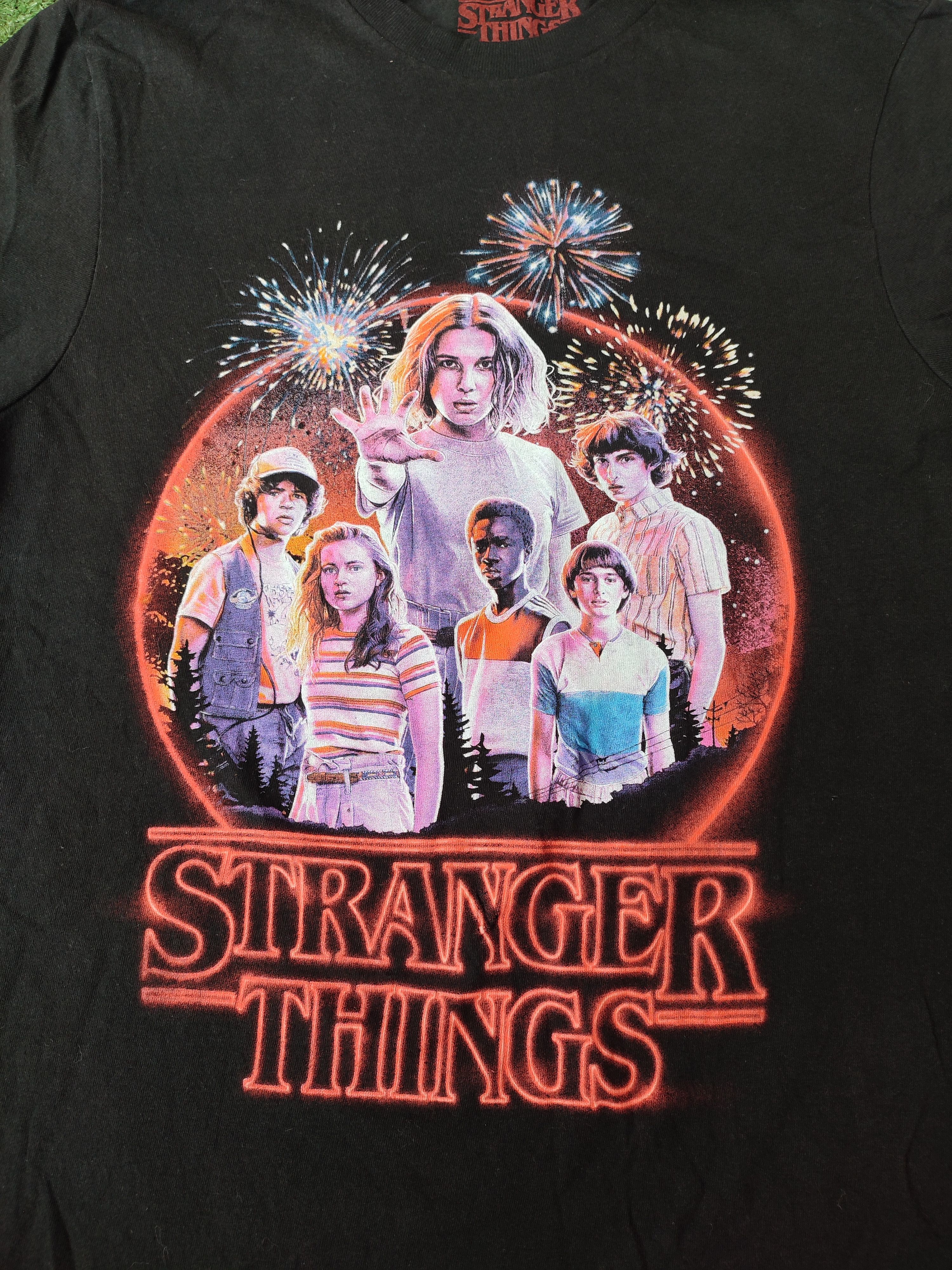 Vintage 💥 Y2K 💥 RARE STRANGER THINGS MOVIE TEE Size US S / EU 44-46 / 1 - 5 Thumbnail