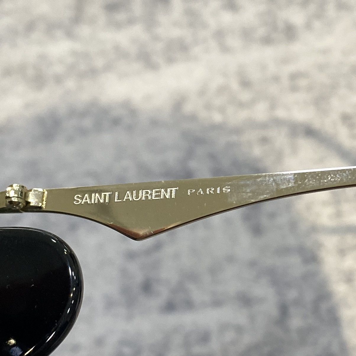 Saint Laurent Paris Saint Laurent SL M137 001 7.900 Size ONE SIZE - 8 Thumbnail