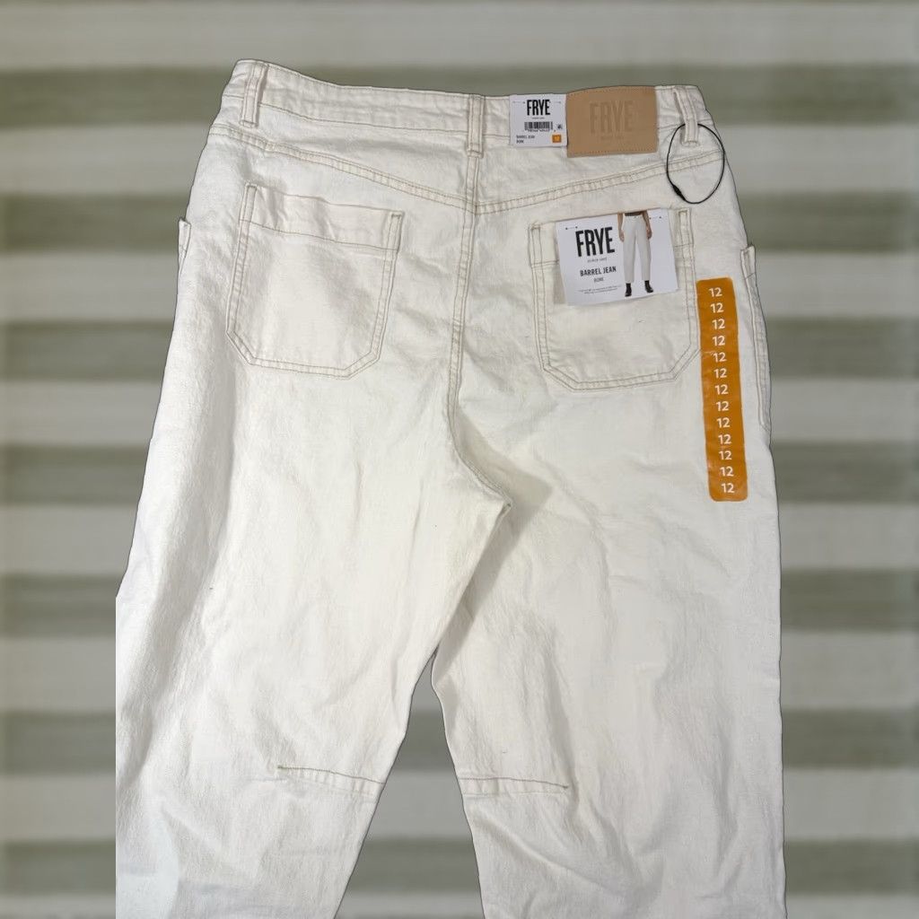 Frye Frye Barrel Ankle Jeans Womens 12 Bone Ivory Stretch Button Fly High Rise NWT Size 34" / US 12 / IT 48 - 1 Thumbnail