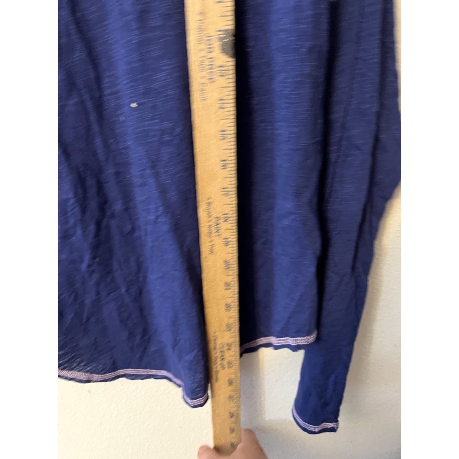 Vintage Jaclyn Smith Holiday Pajama Top Women L Blue Long Sleeve Pullover Nightwear Sleigh Santa Glitter Holiday Top-Jaclyn Smith Size L / US 10 / IT 46 - 4 Thumbnail