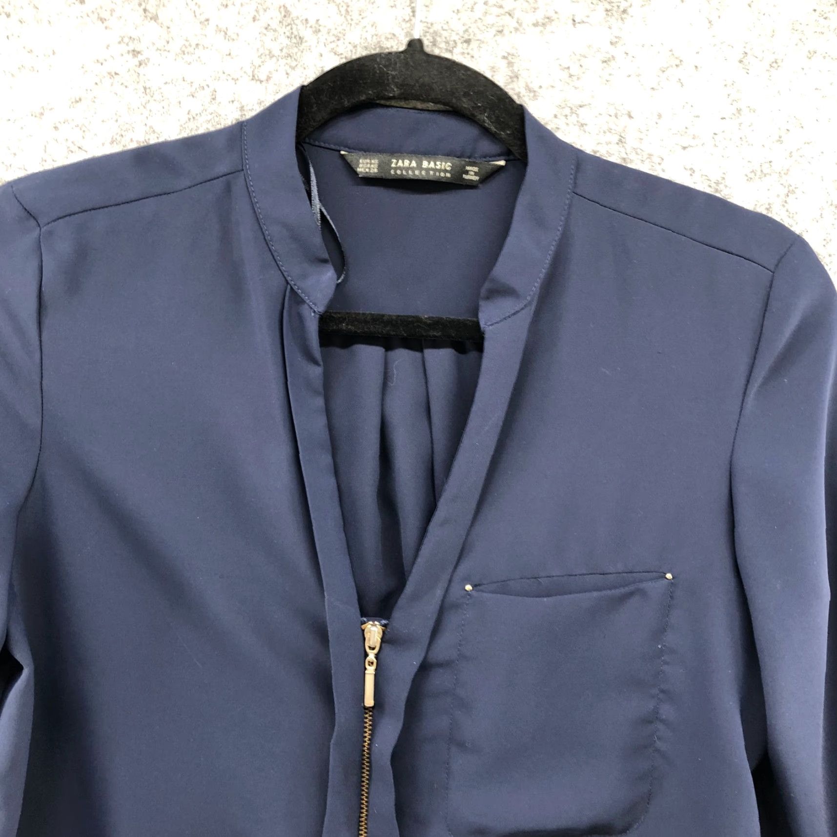 Zara Zara Blouse Womens XS Blue 1/2 Zip Roll Tab Sleeve Chiffon V-Neck 3/4 Sleeve Popover Long Sleeve Top Size XS / US 0-2 / IT 36-38 - 3 Thumbnail