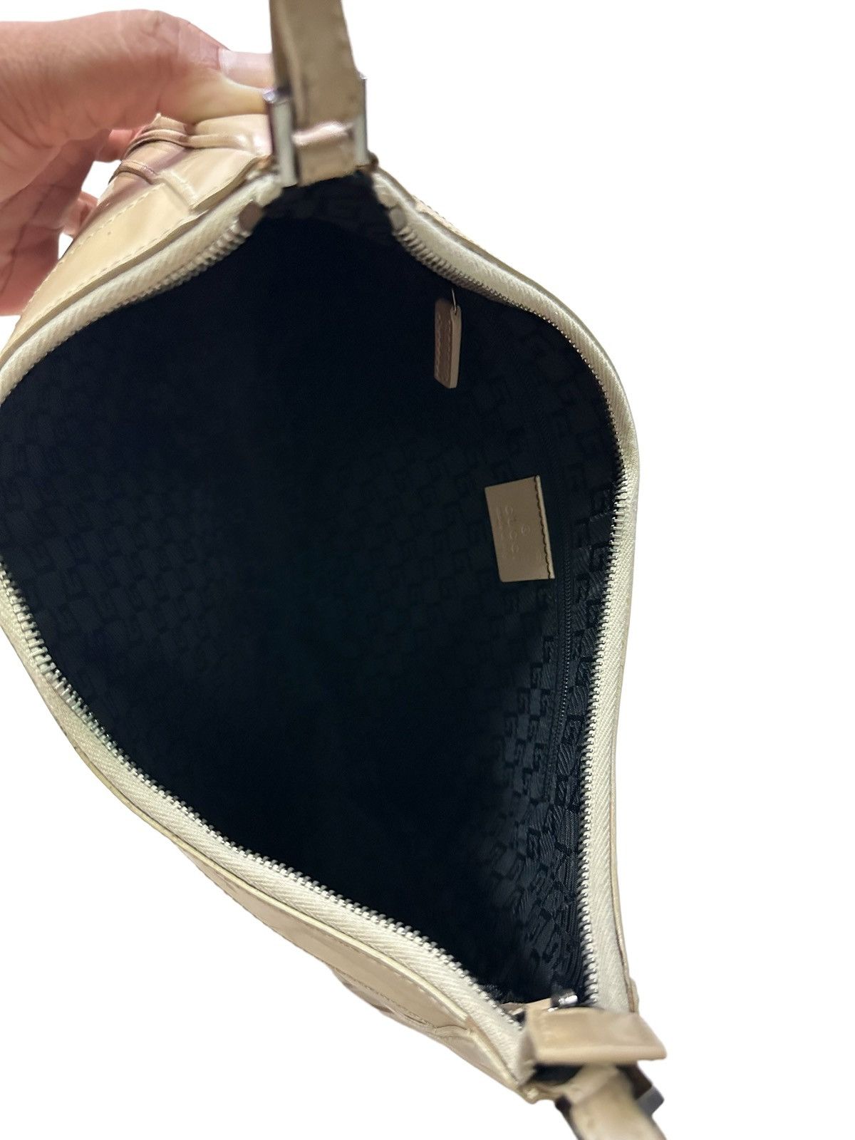Gucci AUTHENTIC GUCCI BEIGE PATENT LEATHER JACKIE SHOULDER BAG Size ONE SIZE - 19 Thumbnail