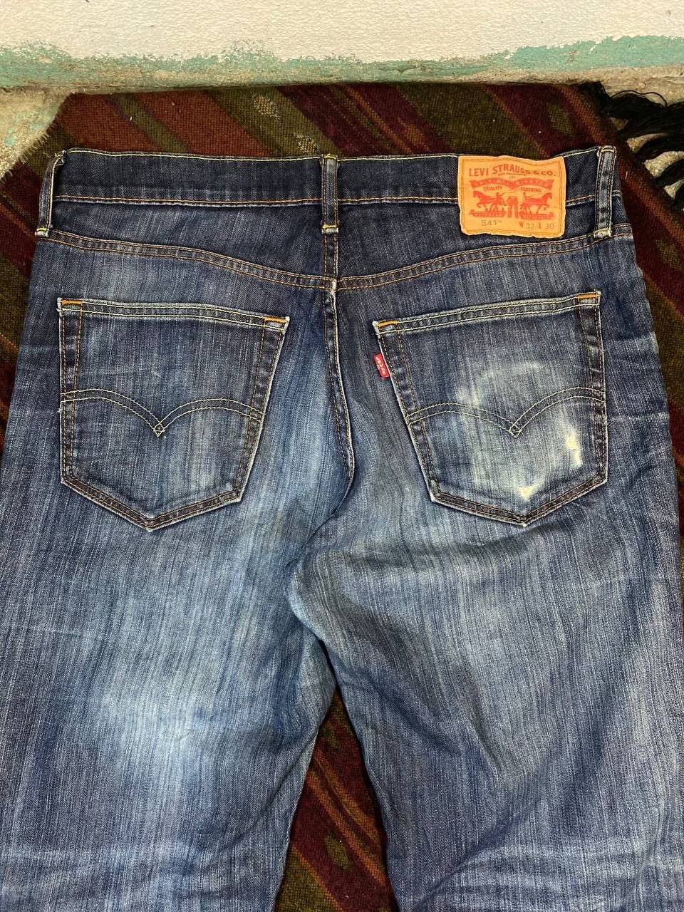 Levi's levis 541 tapered straight cut distressed denim Size US 34 / EU 50 - 3 Thumbnail