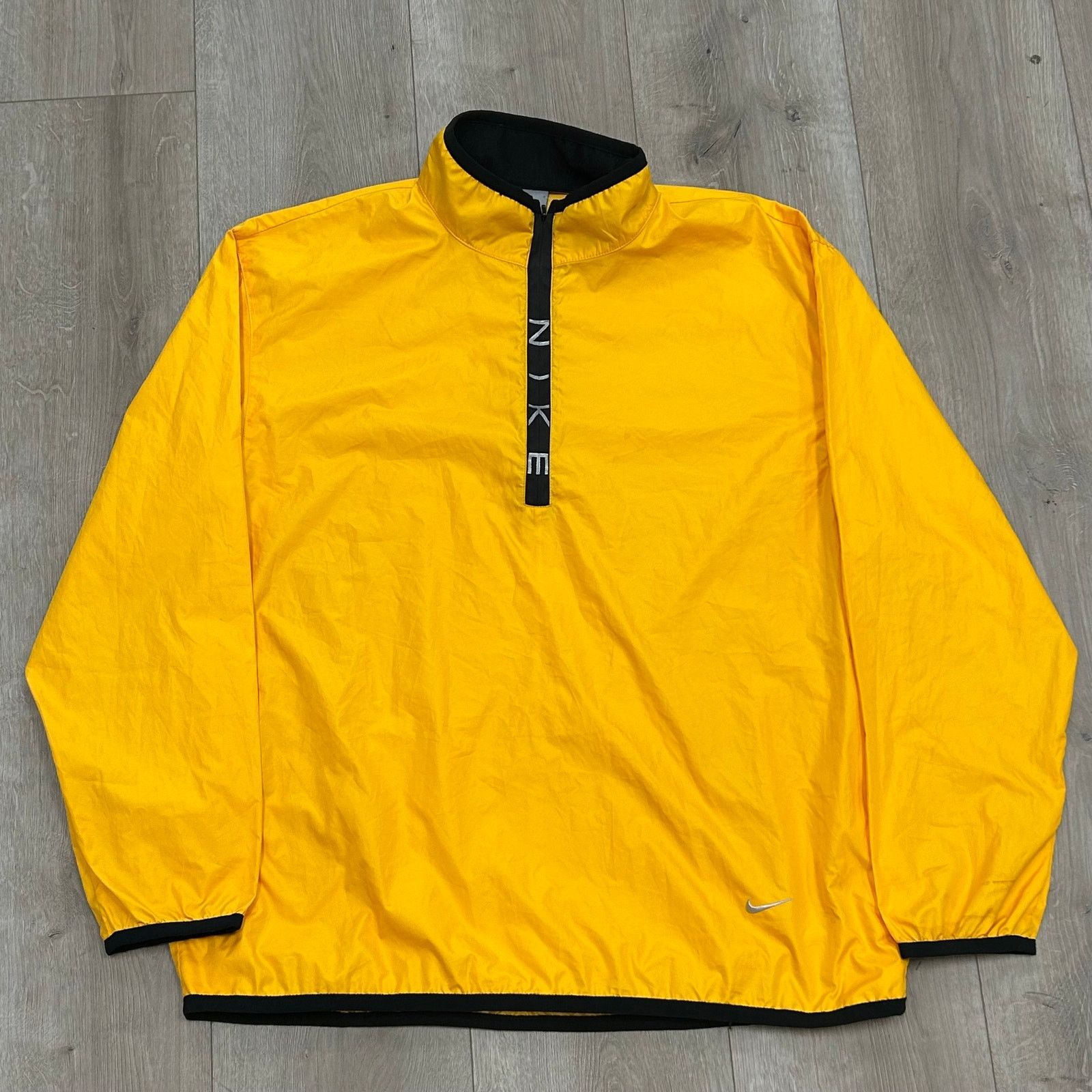 Nike VINTAGE Nike Yellow Half Zip Spellout Windbreaker Jacket Size US L / EU 52-54 / 3 - 1 Thumbnail