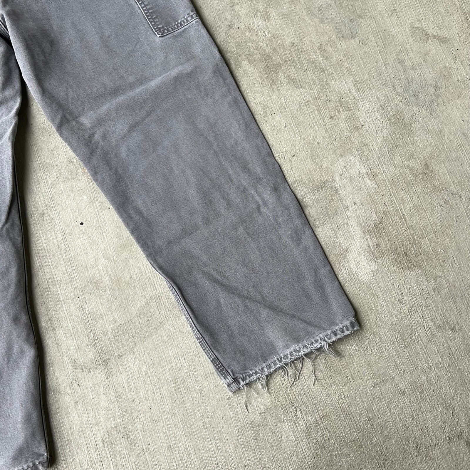 Carhartt × Vintage Carhartt faded gray double knee work wear carpenter pants Size US 35 - 12 Thumbnail