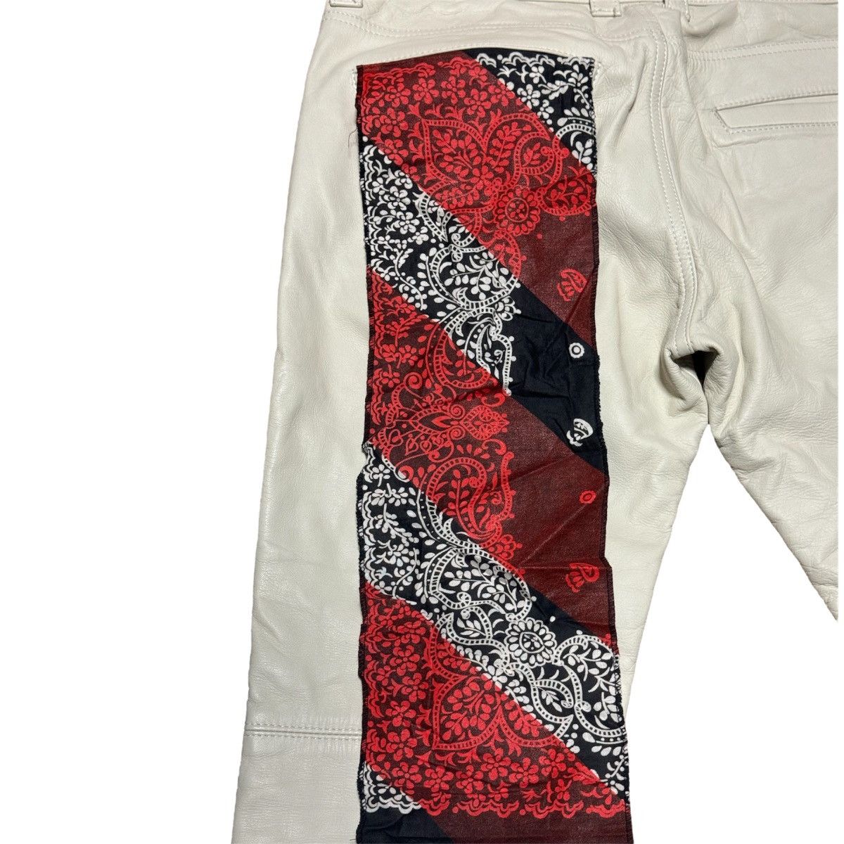 Blackmeans BLACKMEANS X FLAGSTUFF WHITE BANDANA LEATHER BIKER PANTS Size US 32 / EU 48 - 5 Thumbnail