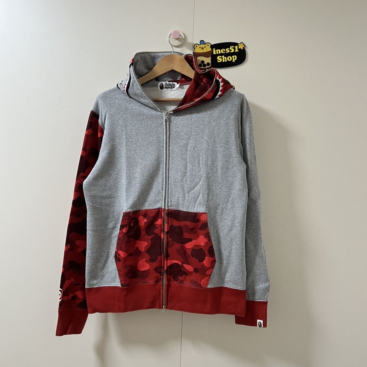 Bape Bape red camo sleeve shark zip up hoodie Size US L / EU 52-54 / 3 - 1 Thumbnail