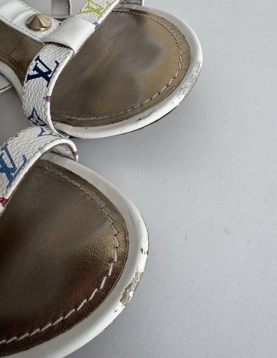 Louis Vuitton Louis Vuitton multicolor leather sandals white monogram Y2K Size US 8 / IT 38 - 11 Thumbnail