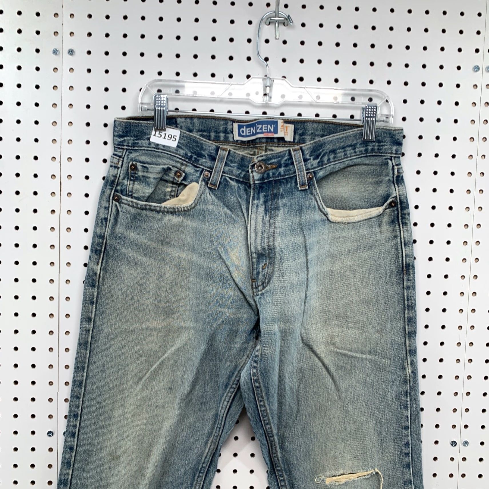 Levi's Levi's Jeans Main Selling Point: 281 Straight Fit Mens - Size 32x31 - Medium Wash Distressed - Denim Shirt? Size US 32 / EU 48 - 5 Thumbnail