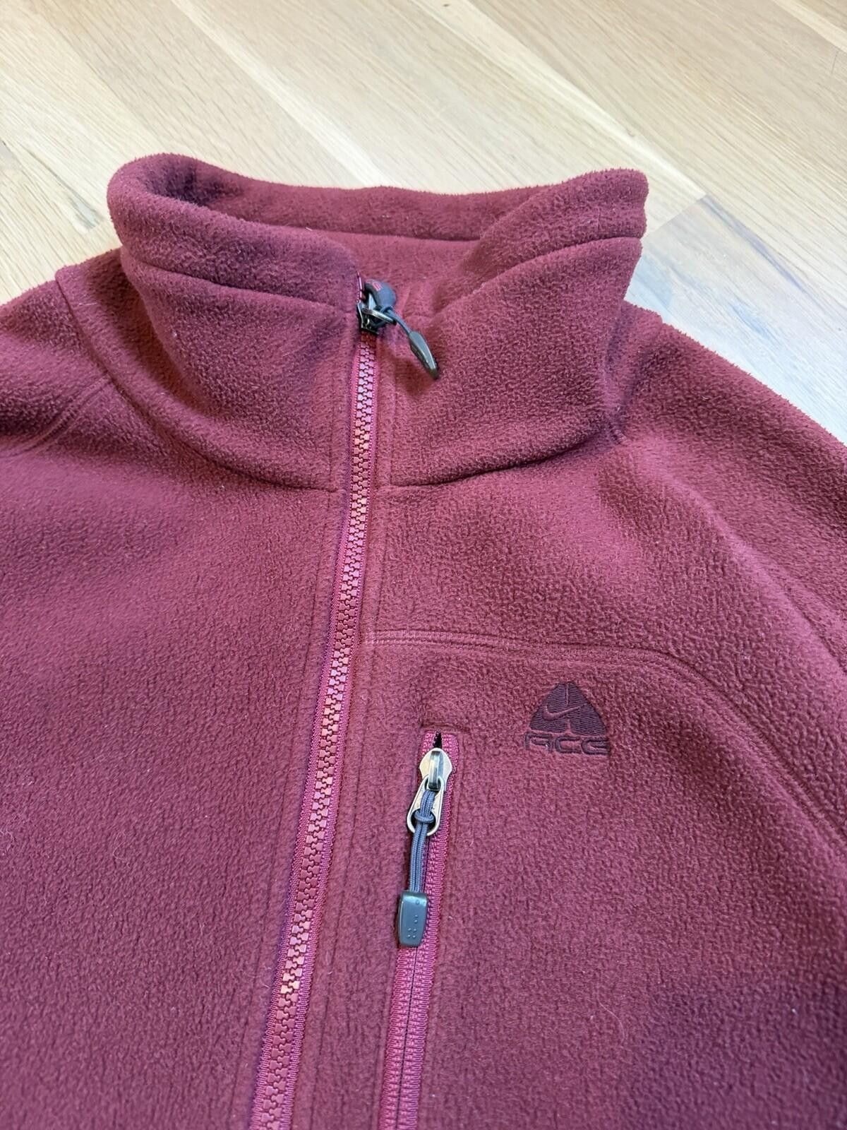 Nike ACG Nike ACG Zip Up Maroon Size Medium Size US M / EU 48-50 / 2 - 2 Thumbnail