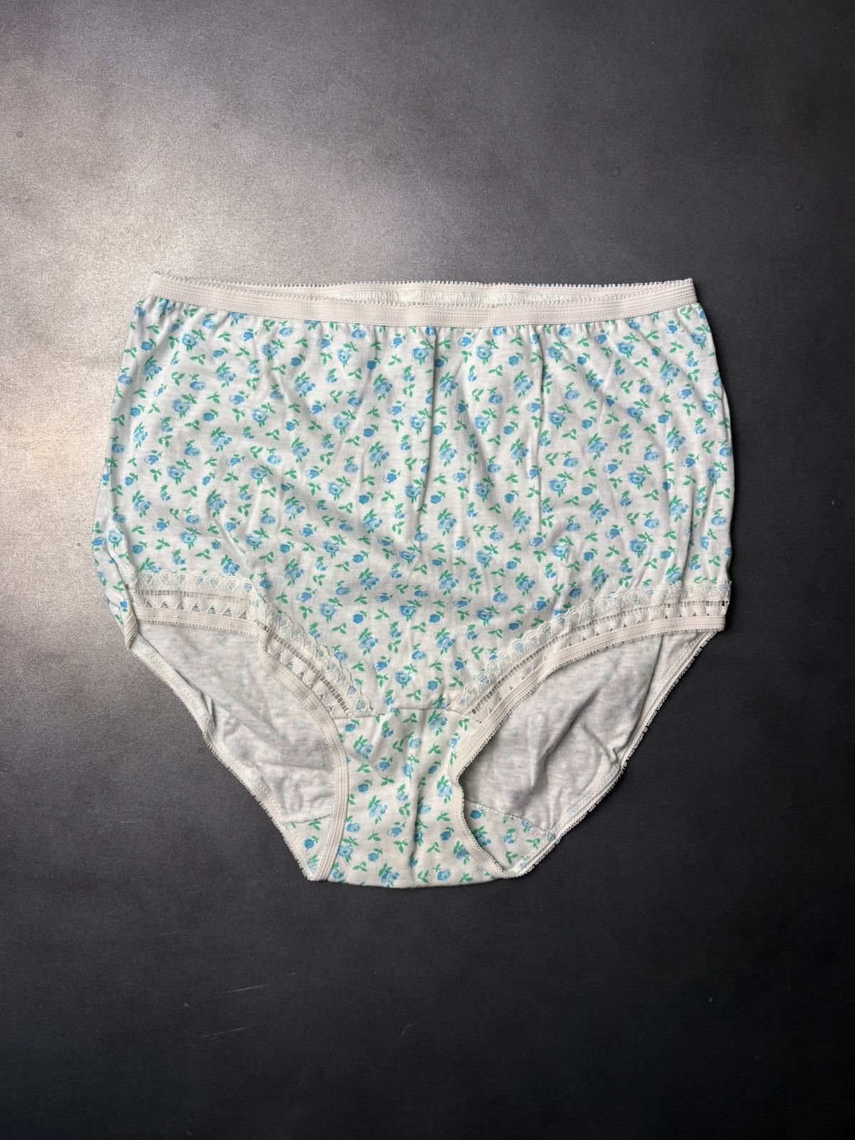 Vintage 2 Pairs of 1970s Floral Granny Panties Hanna Underwear High Size ONE SIZE - 11 Thumbnail