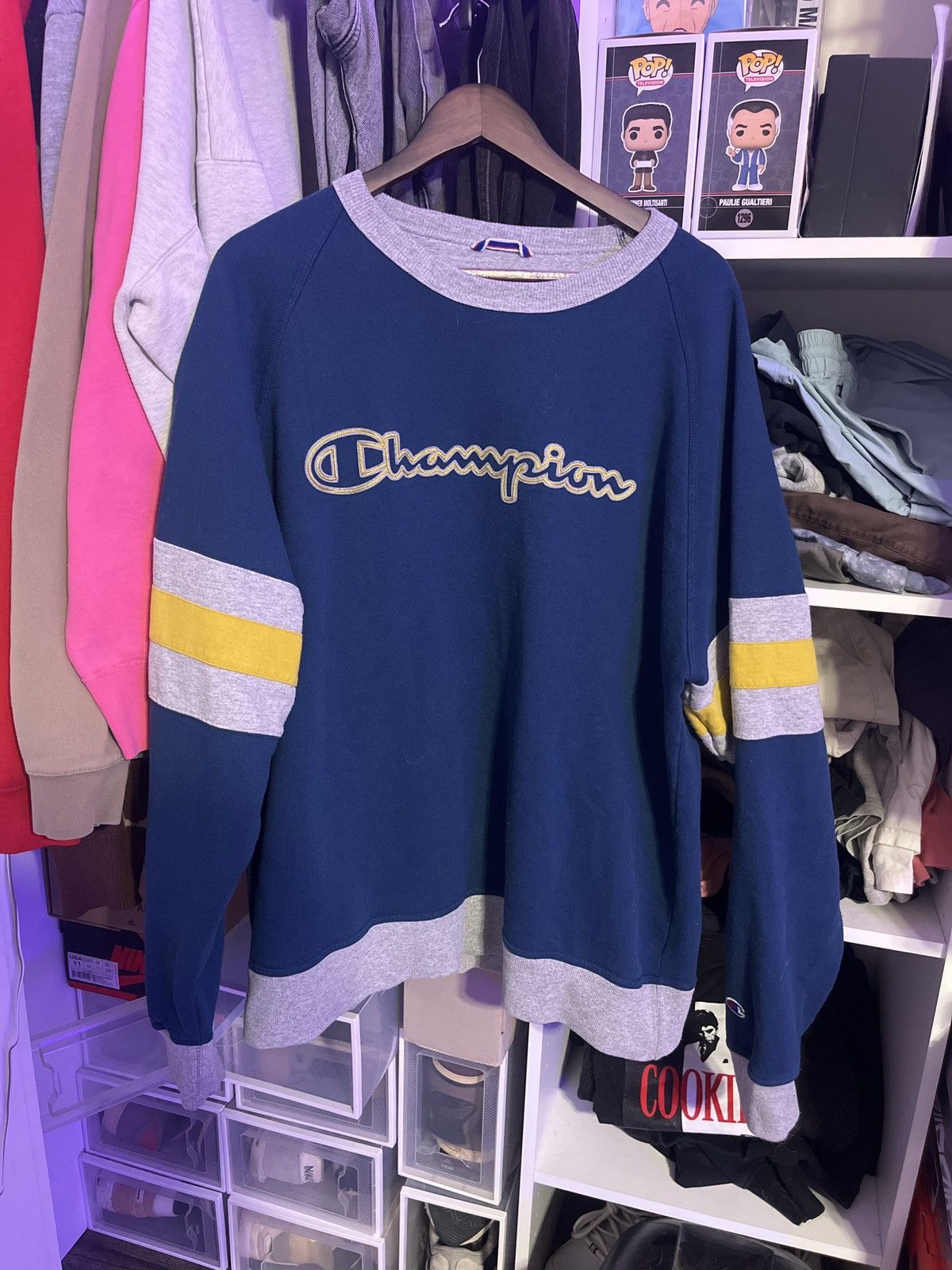 Champion Vintage Champion Crewneck Size US XL / EU 56 / 4 - 1 Thumbnail