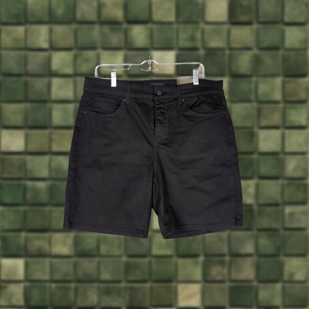 NYDJ NYDJ Bermuda Shorts 16P Black Ella Denim Zip Side Slits 5-Pocket Women’s Comfort Size 38" / US 16 / IT 52 - 1 Thumbnail