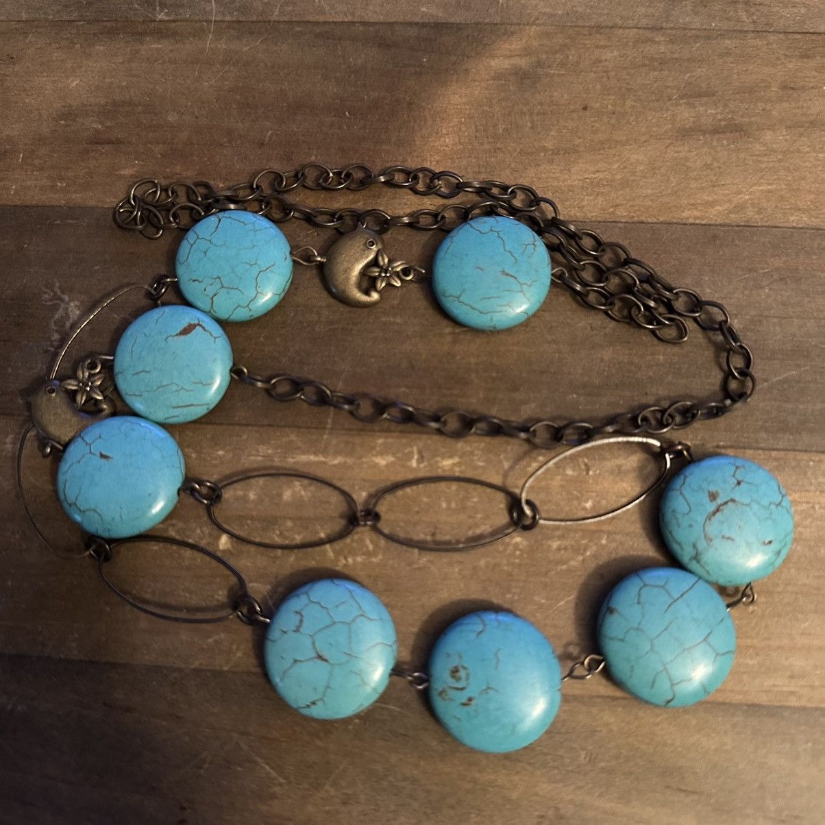 Vintage Vintage long bronze tone links, turquoise and birds necklace Size ONE SIZE - 2 Thumbnail