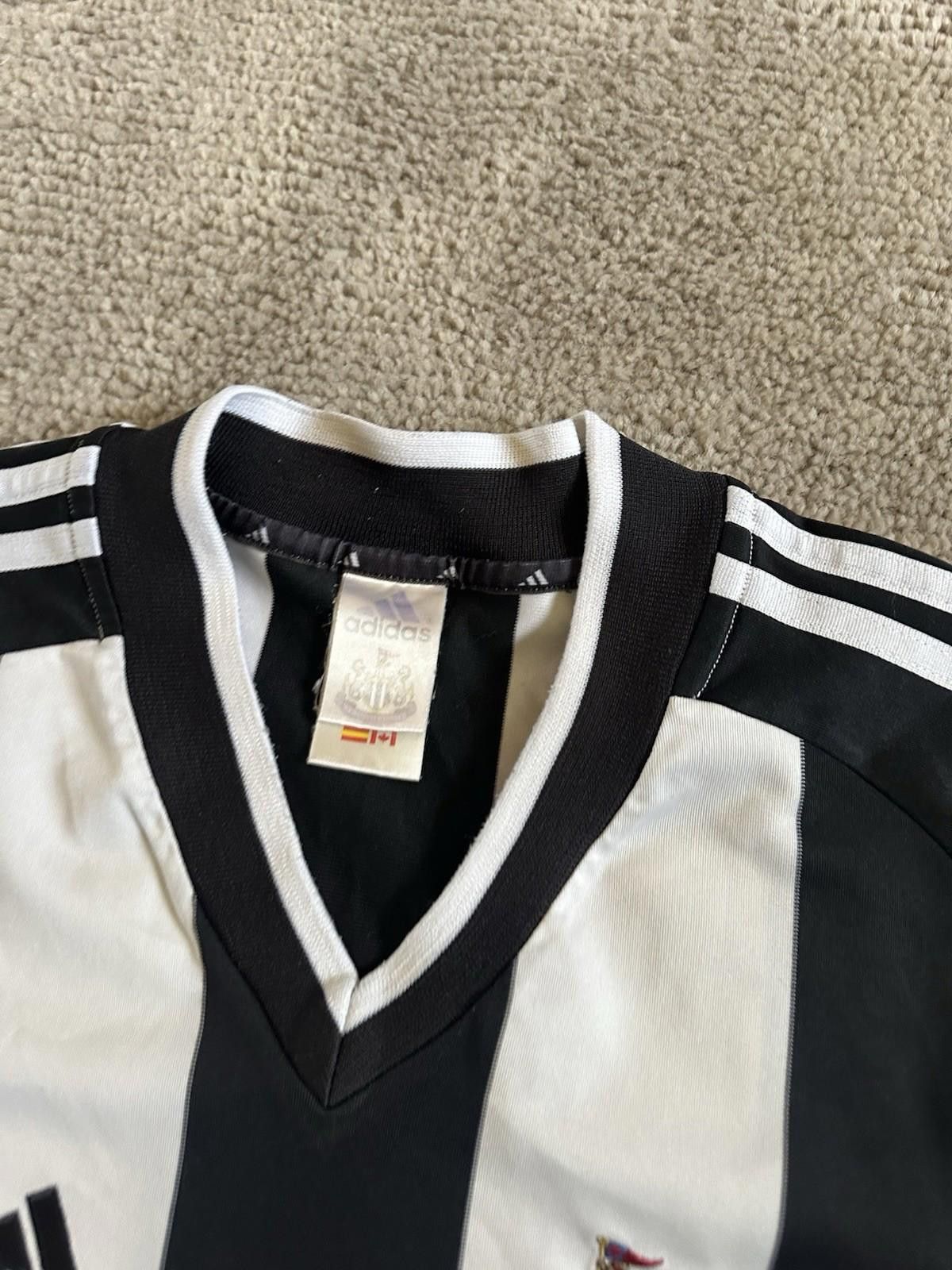 Adidas Newcastle 2001/2002 Home Football Shirt Soccer Jersey Sz XL Size US XL / EU 56 / 4 - 5 Thumbnail