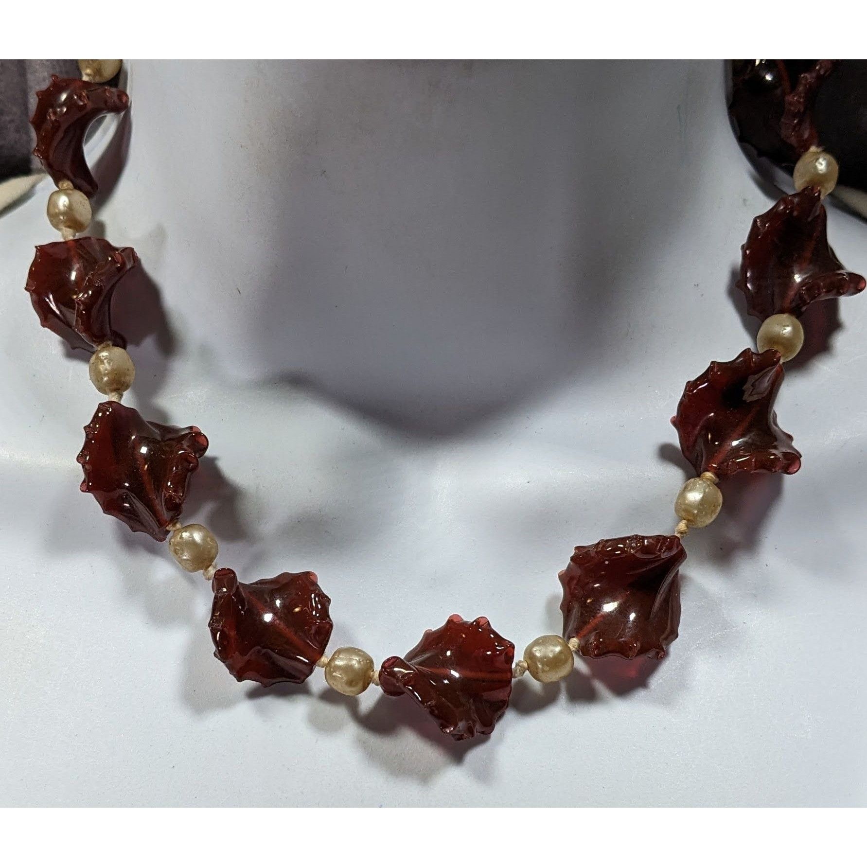 Other Vintage Abstract Glass And Faux Pearl Necklace Size ONE SIZE - 2 Thumbnail