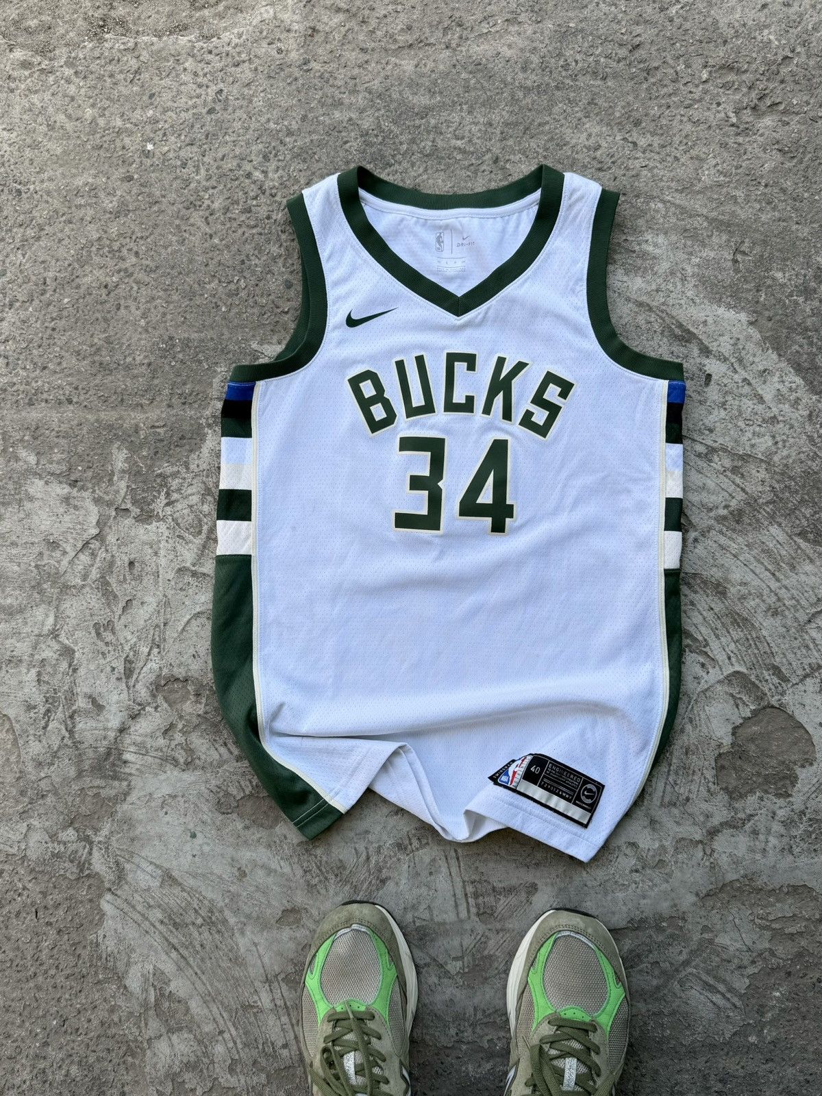 Nike Nike 34 Antetokounmpo NBA Milwaukee BUCKS Swingman Jersey Size US S / EU 44-46 / 1 - 2 Thumbnail