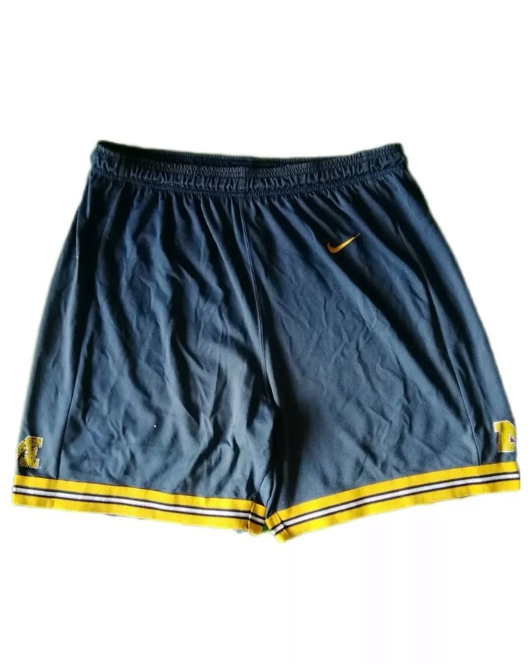 Nike × Vintage Vintage Nike Team Navy Y2K Sport Short Pants Size US 35 - 1 Thumbnail