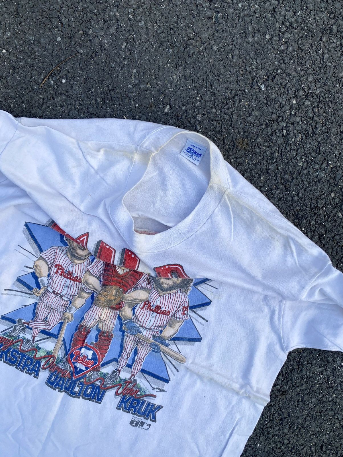 Salem Sportswear Wild Bunch / Philadelphia Phillies – vintage 1993 Size US XL / EU 56 / 4 - 4 Thumbnail