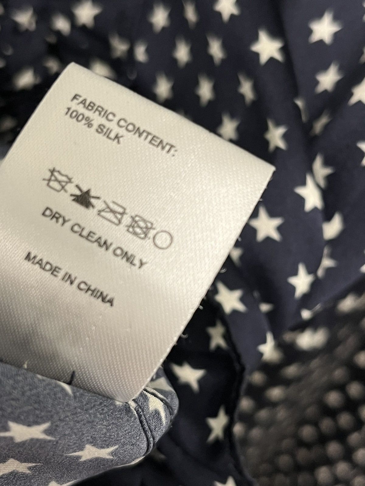 R13 Drop Neck Tuxedo Shirt in Navy Star Blue. XS Size XS / US 0-2 / IT 36-38 - 6 Thumbnail