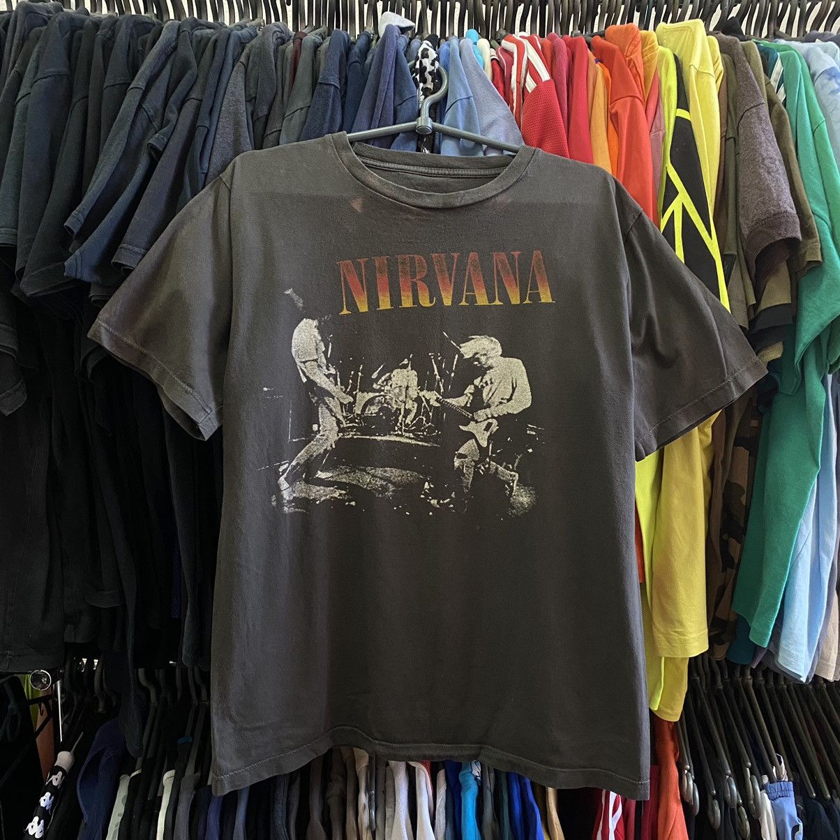 Band Tees × Vintage Vintage Nirvana Very Rare 90’s Bug Graphic logo tee Size US L / EU 52-54 / 3 - 1 Thumbnail