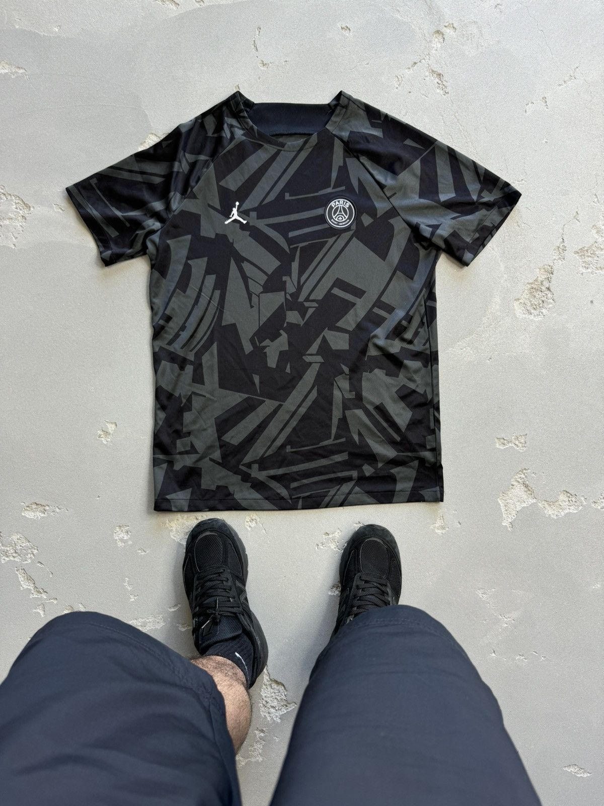 Jordan Brand NIKE PSG THIRD JERSEY 2021-2022 EDITION Size US L / EU 52-54 / 3 - 1 Thumbnail