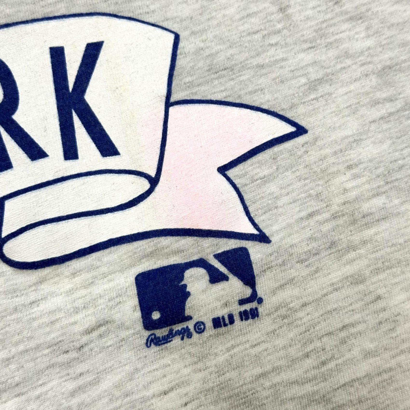 Hanes VINTAGE New York Yankees Shirt Mens M Gray Hanes MLB Graphic Tee 1991 Size US M / EU 48-50 / 2 - 3 Thumbnail