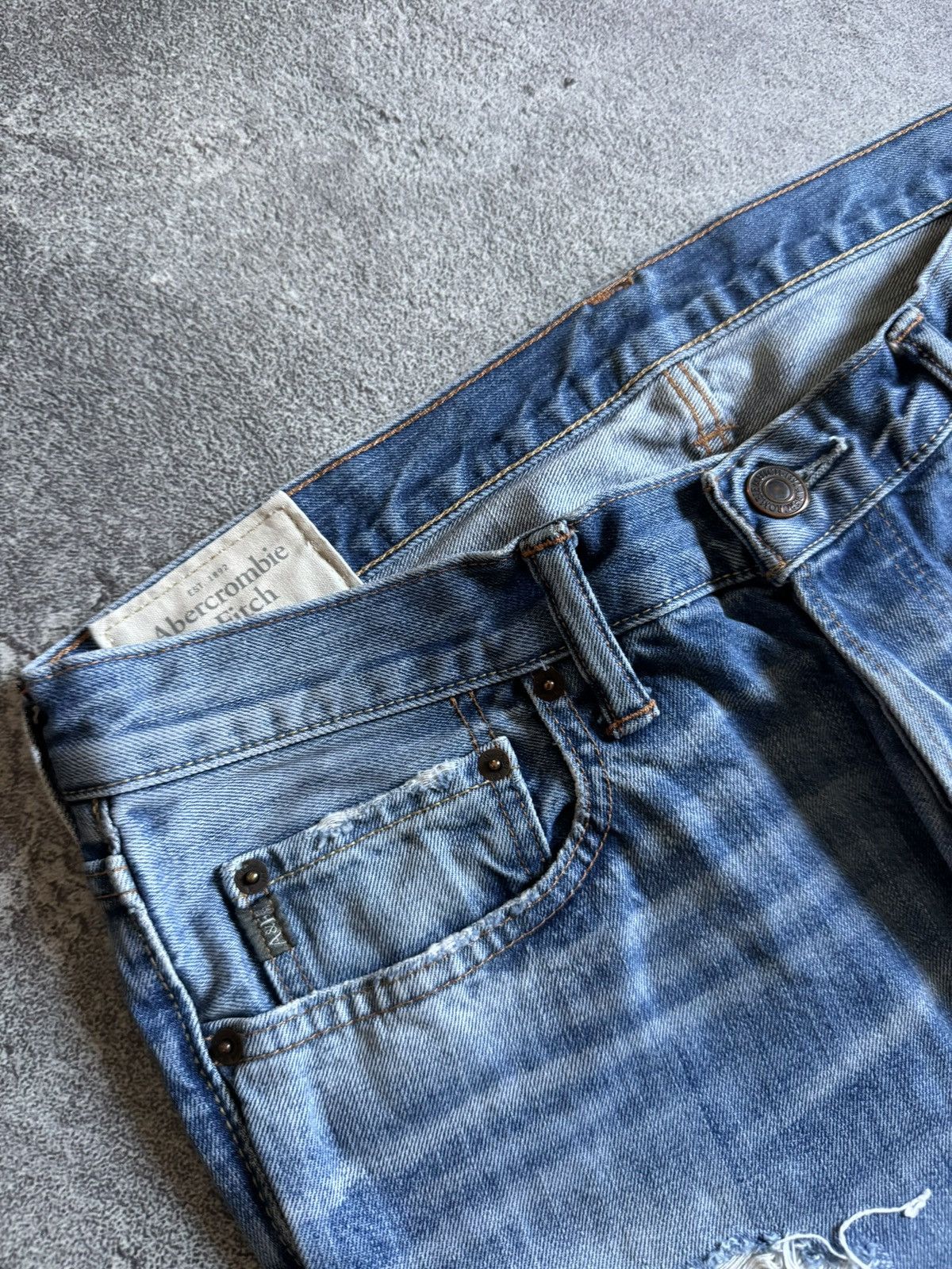 Abercrombie & Fitch Abercrombie Fitch 34/32 distressed denim pants jeans trouser Size US 34 / EU 50 - 5 Thumbnail