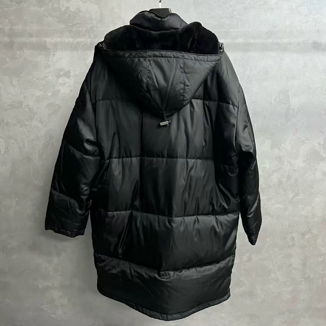Prada prada black puffer jacket with metal triangle logo Size US L / EU 52-54 / 3 - 2 Thumbnail