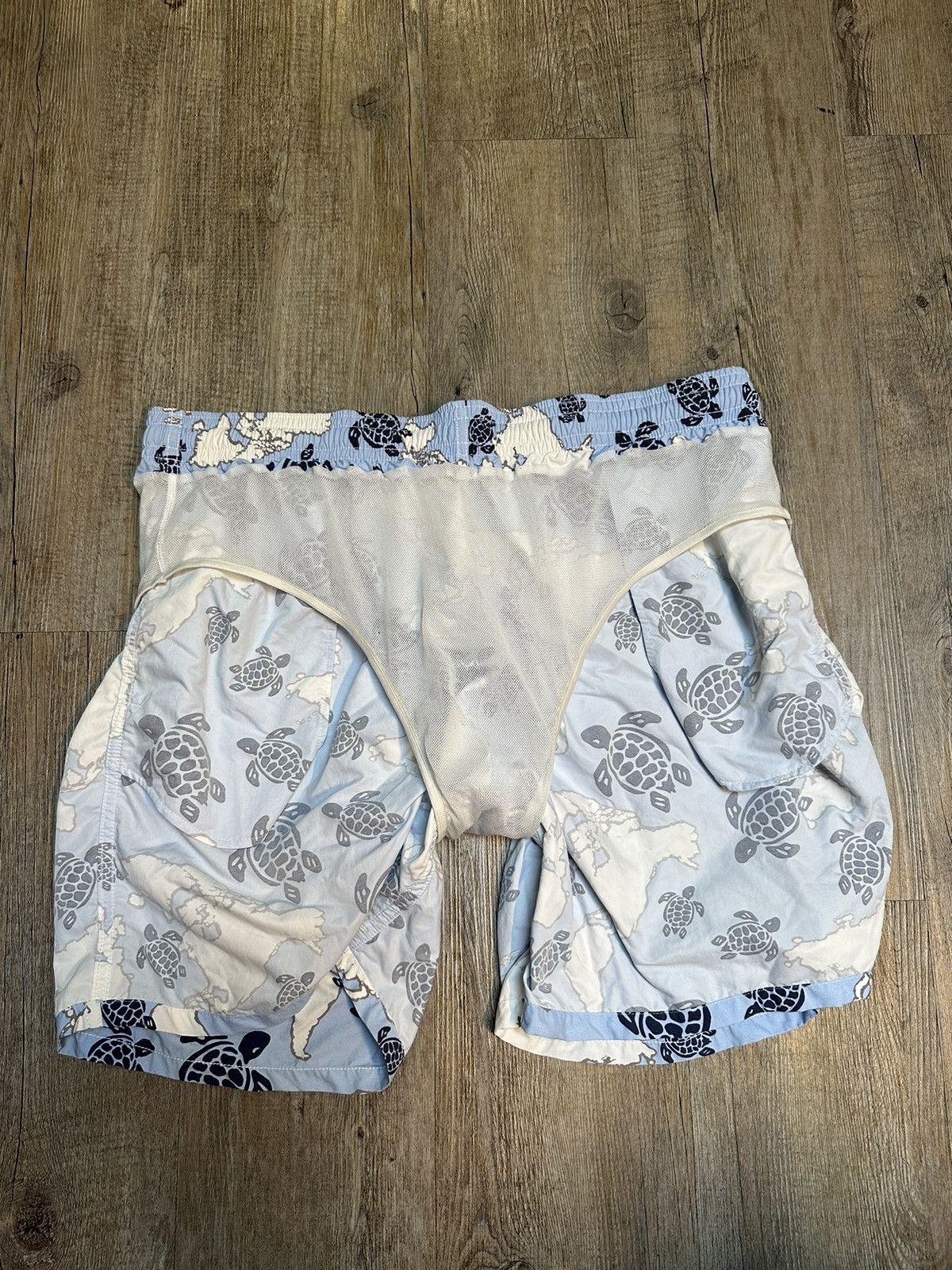 Vilebrequin Blue Turtle Vilebrequin Swimshorts Size US 38 / EU 54 - 6 Thumbnail