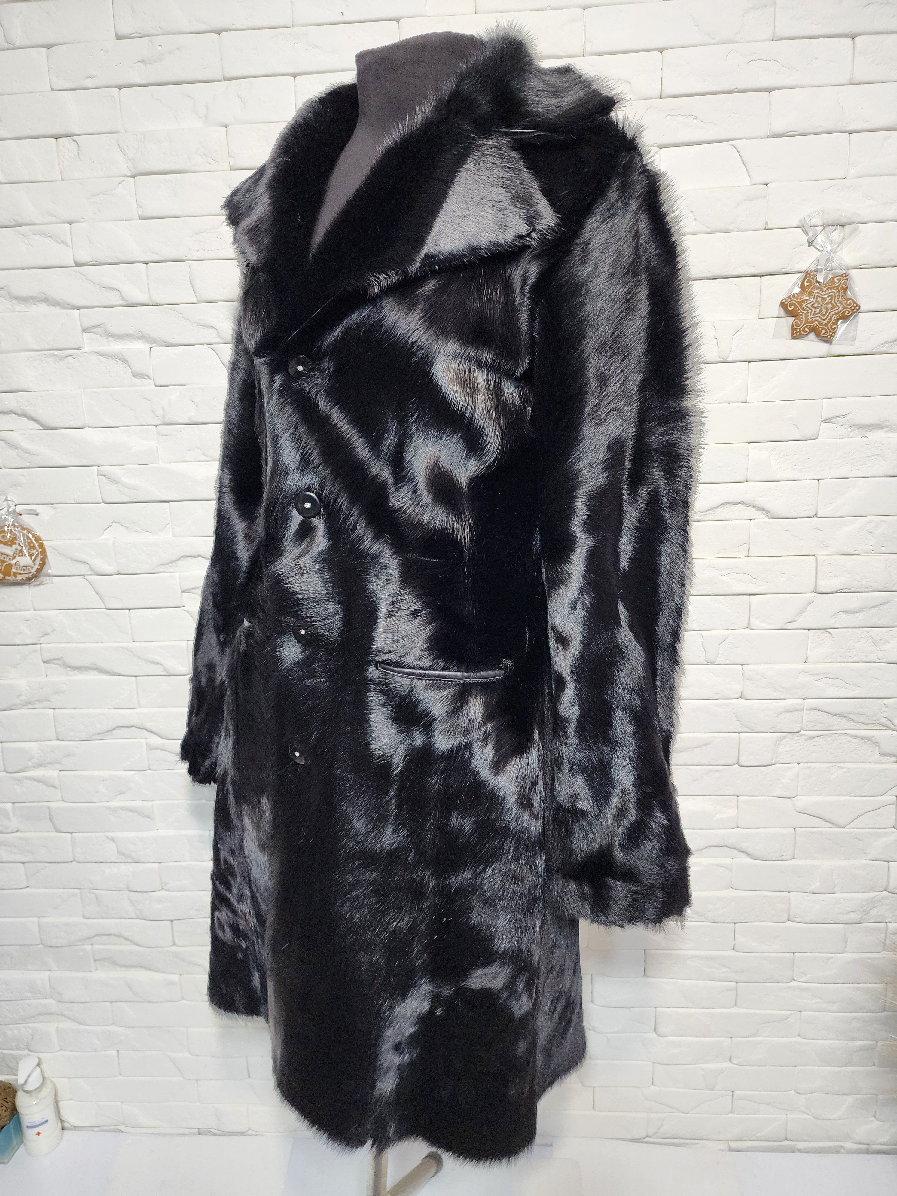 Furla Long Black Fur Two-Sided Women's Coat: Velvet Finish Size S / US 4 / IT 40 - 8 Thumbnail
