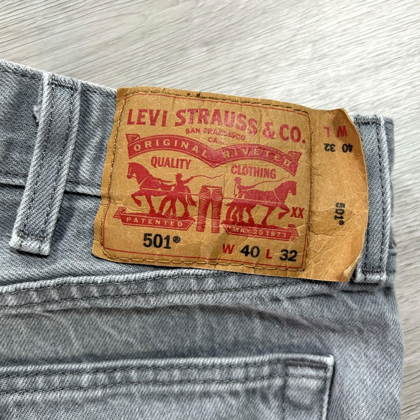 Levi's VINTAGE Levi's 501 Jeans Mens 38x30 Gray Straight Button Fly Red Tab Denim Size US 38 / EU 54 - 5 Thumbnail