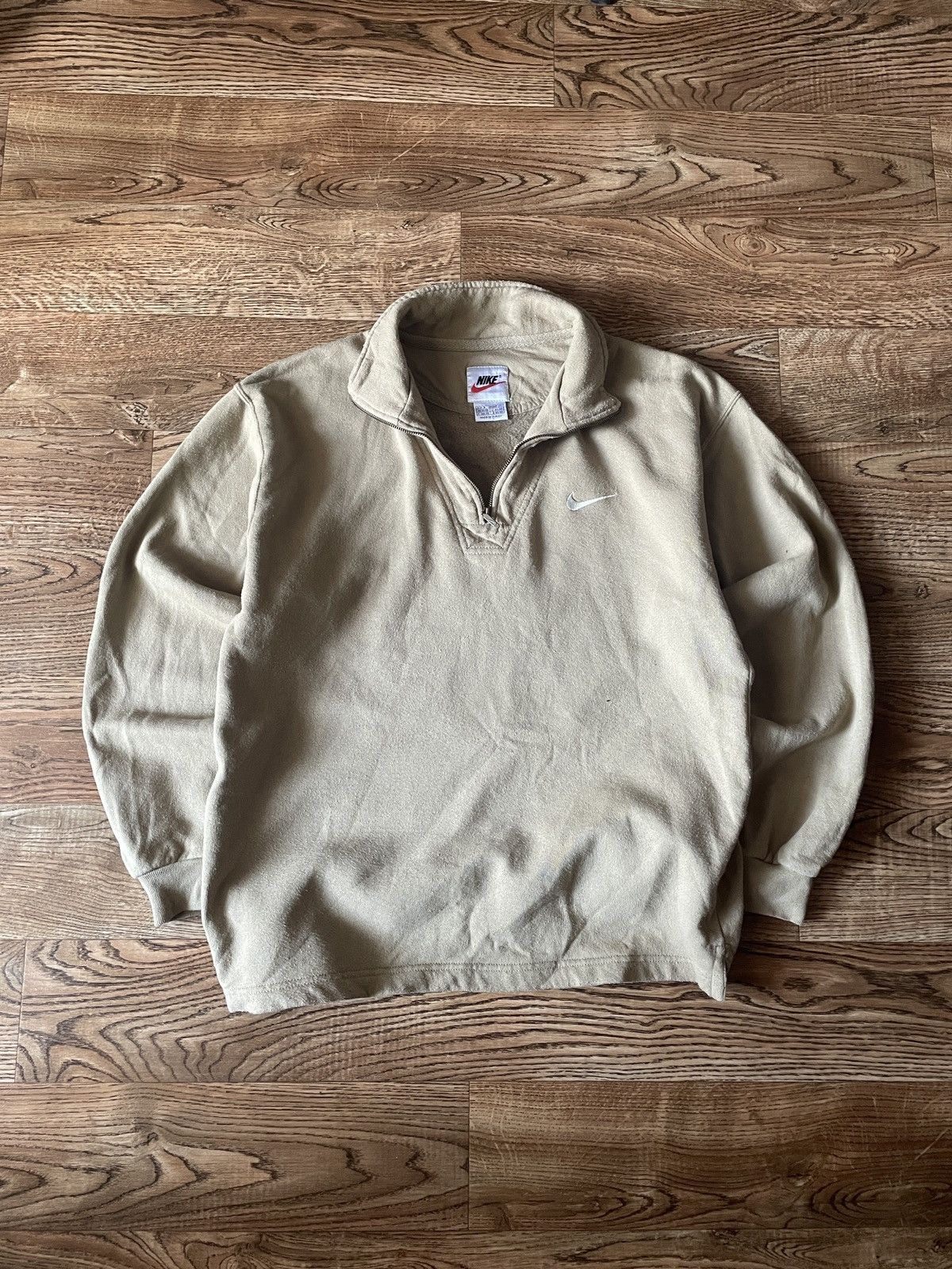Nike Vintage Nike 1\4 Zip Small Logo Heavy Cotton Sweatshirt Size US S / EU 44-46 / 1 - 1 Thumbnail
