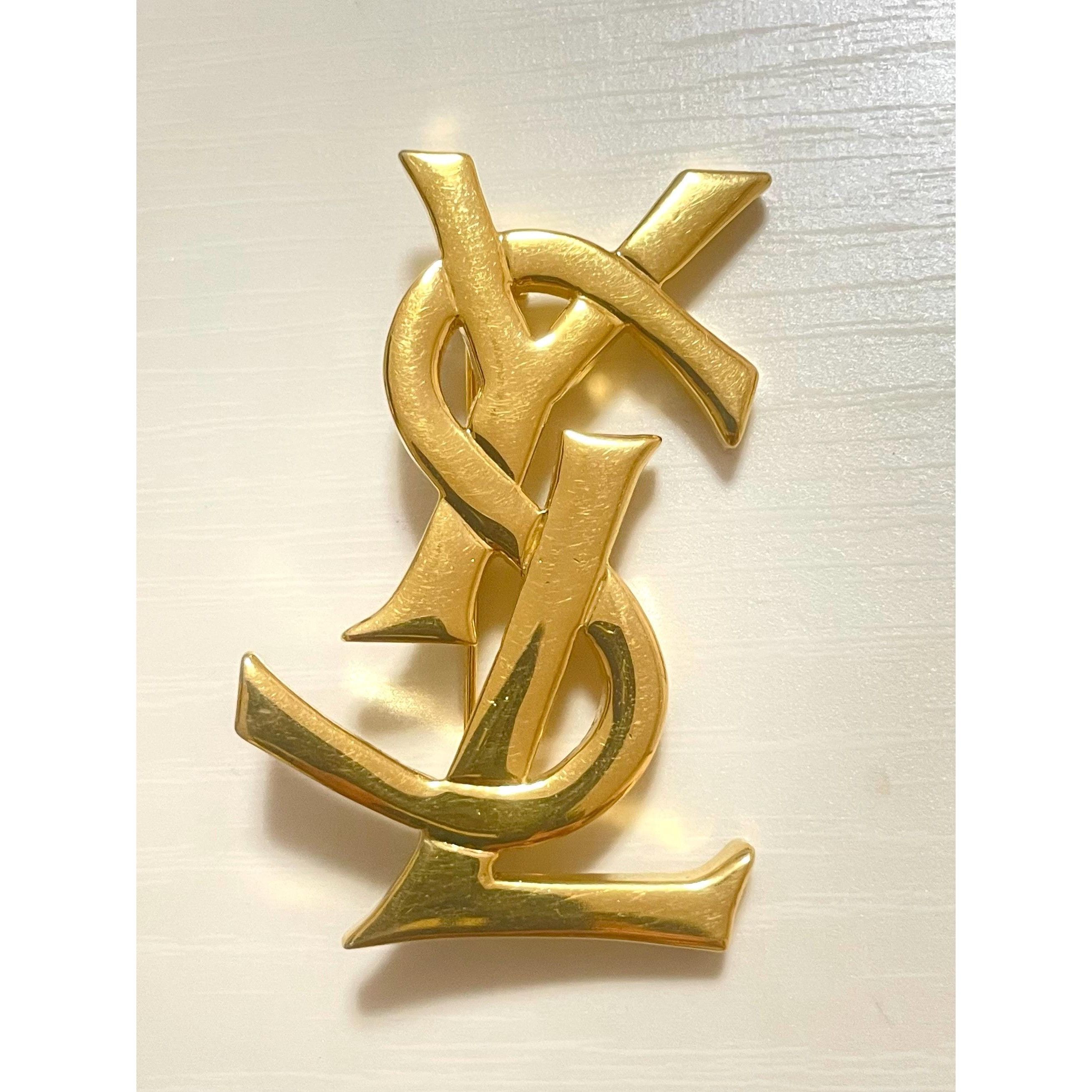Yves Saint Laurent Vintage Yves Saint Laurent golden YSL logo brooch. Size ONE SIZE - 4 Thumbnail