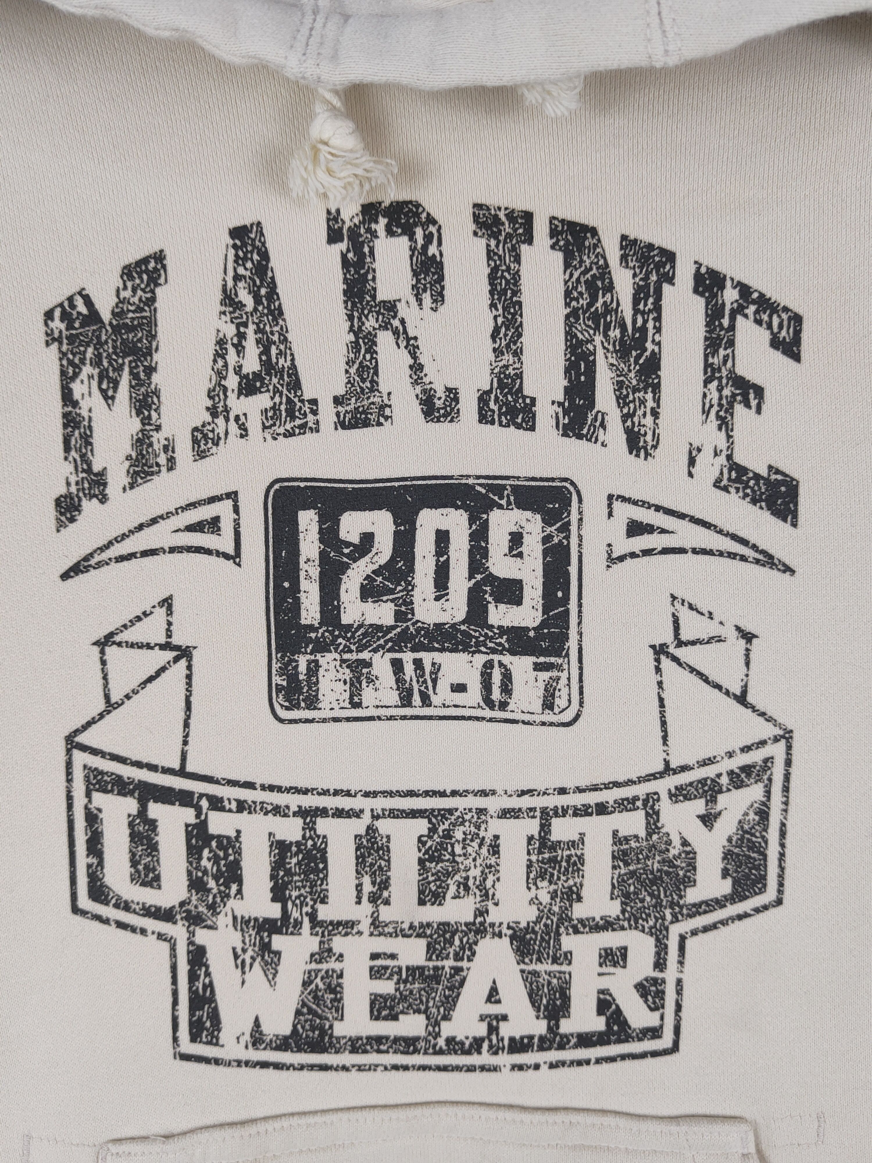 Japanese Brand × Vintage Uniqlo Cream Hoodie Marine Sweatshirts #S2496 Size US XS / EU 42 / 0 - 2 Thumbnail