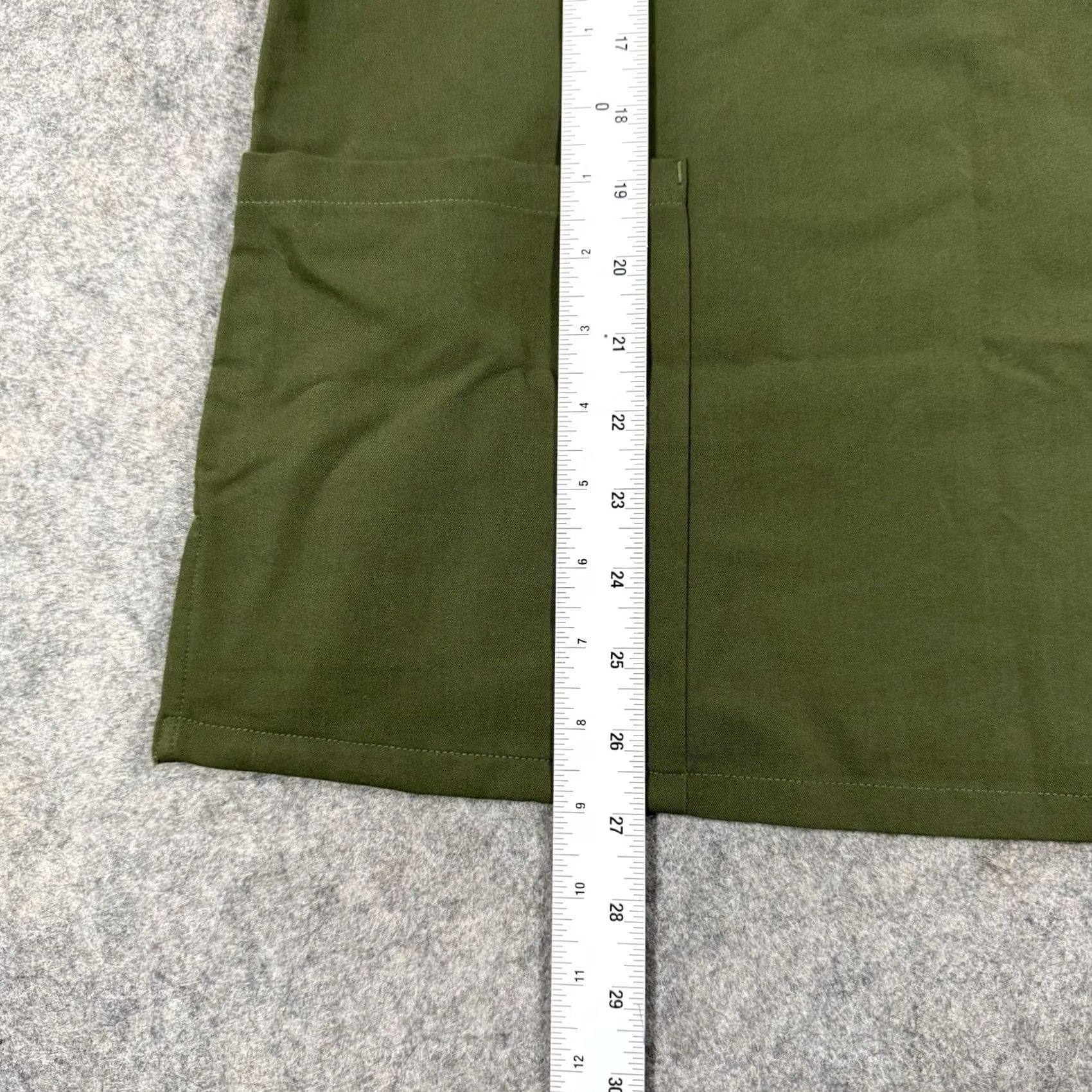 Vintage Mandala Scrubs Shirt Women M Green Equa-Tek Medical Pockets 41" Chest 27" Length/ Sleeve See Photos Vintage? No Size M / US 6-8 / IT 42-44 - 5 Thumbnail