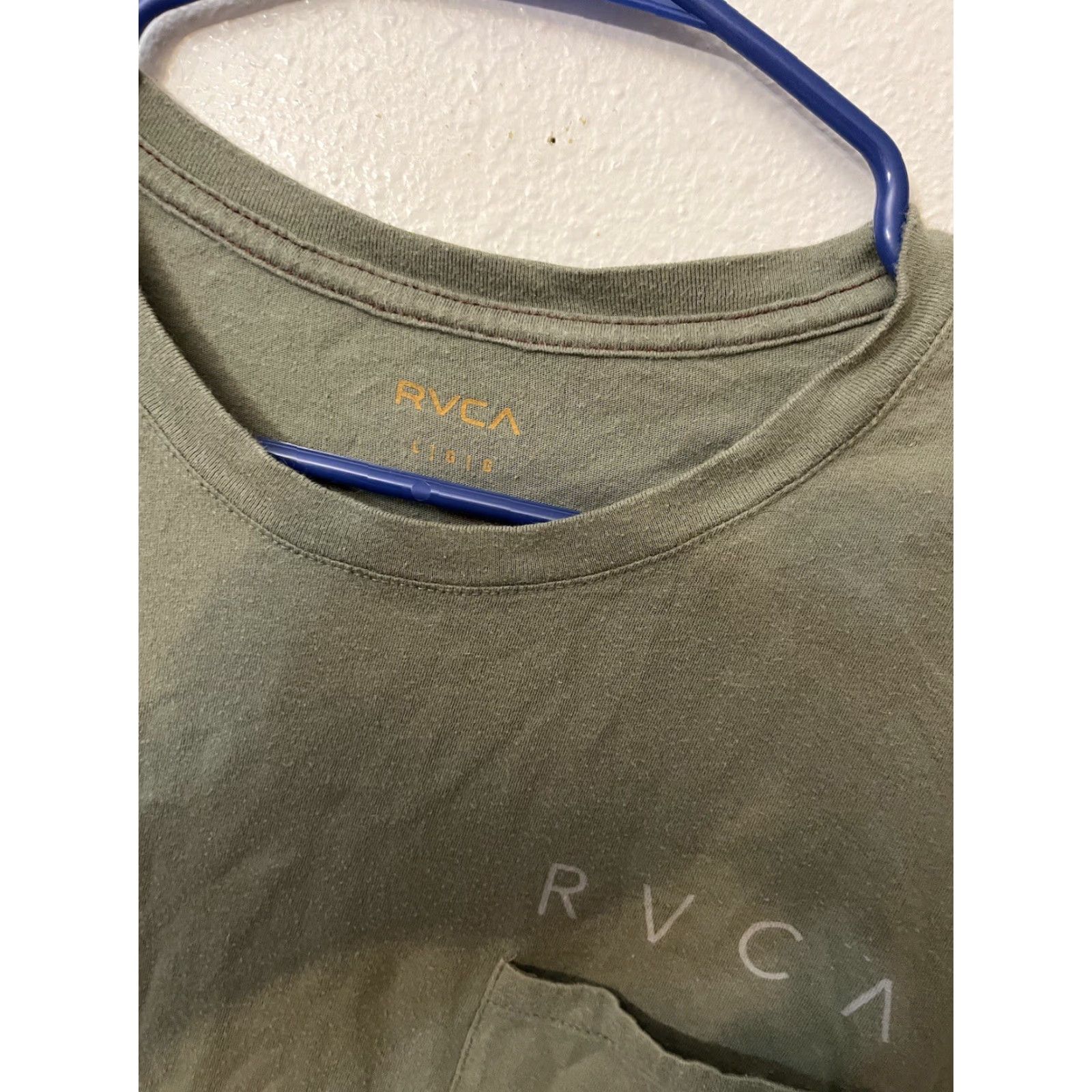 RVCA RVCA Shirt Men L Green Long Sleeve Crew Neck Casual Surf Beach T-Shirt Vintage No (if no) - 90s/Outdoor/Beach Theme - Mens Size US L / EU 52-54 / 3 - 3 Thumbnail