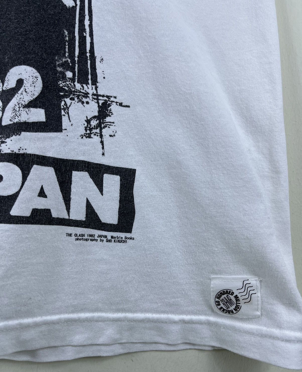 Band Tees Vintage The Clash Tour Japan 1982 RARE PIECES!! Size US M / EU 48-50 / 2 - 6 Thumbnail