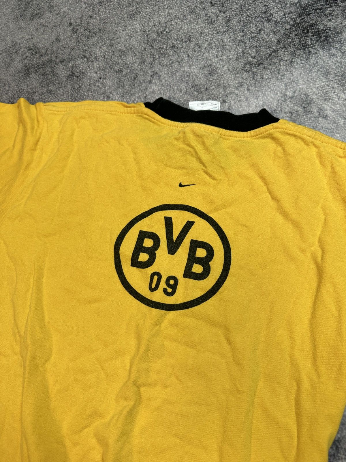 Nike Nike Borussia Dortmund Soccer Jersey Rare Blokecore XL Tee Size US XL / EU 56 / 4 - 5 Thumbnail
