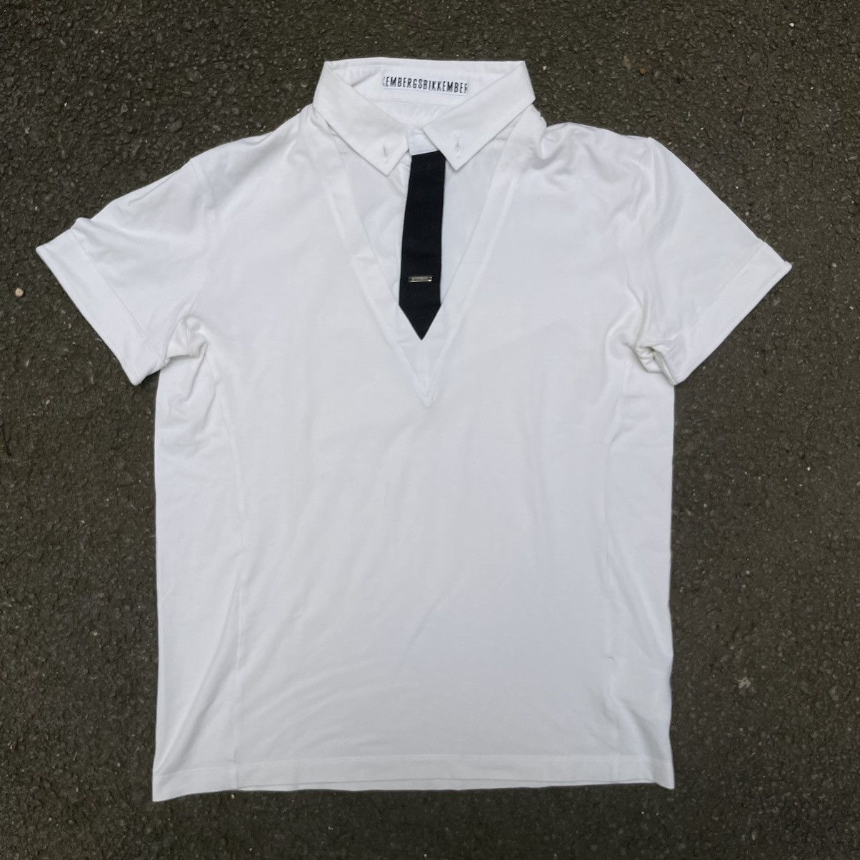 Dirk Bikkembergs Bikkembergs White Built in Shirt with tie thing Size US M / EU 48-50 / 2 - 1 Thumbnail