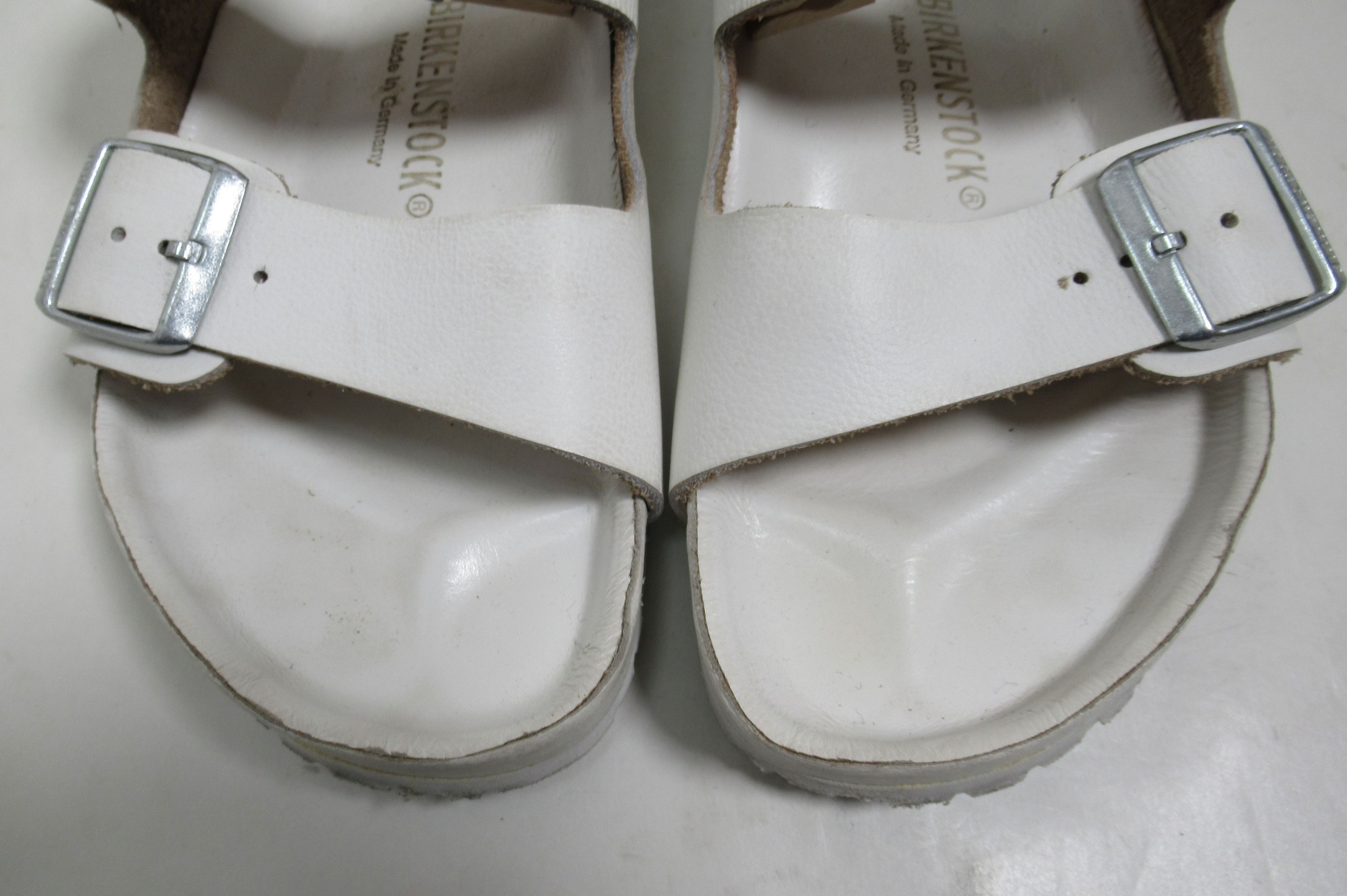 Birkenstock Birkenstock Milano Buckle Leather Sandals White 9 US M Size US 9 / EU 42 - 3 Thumbnail