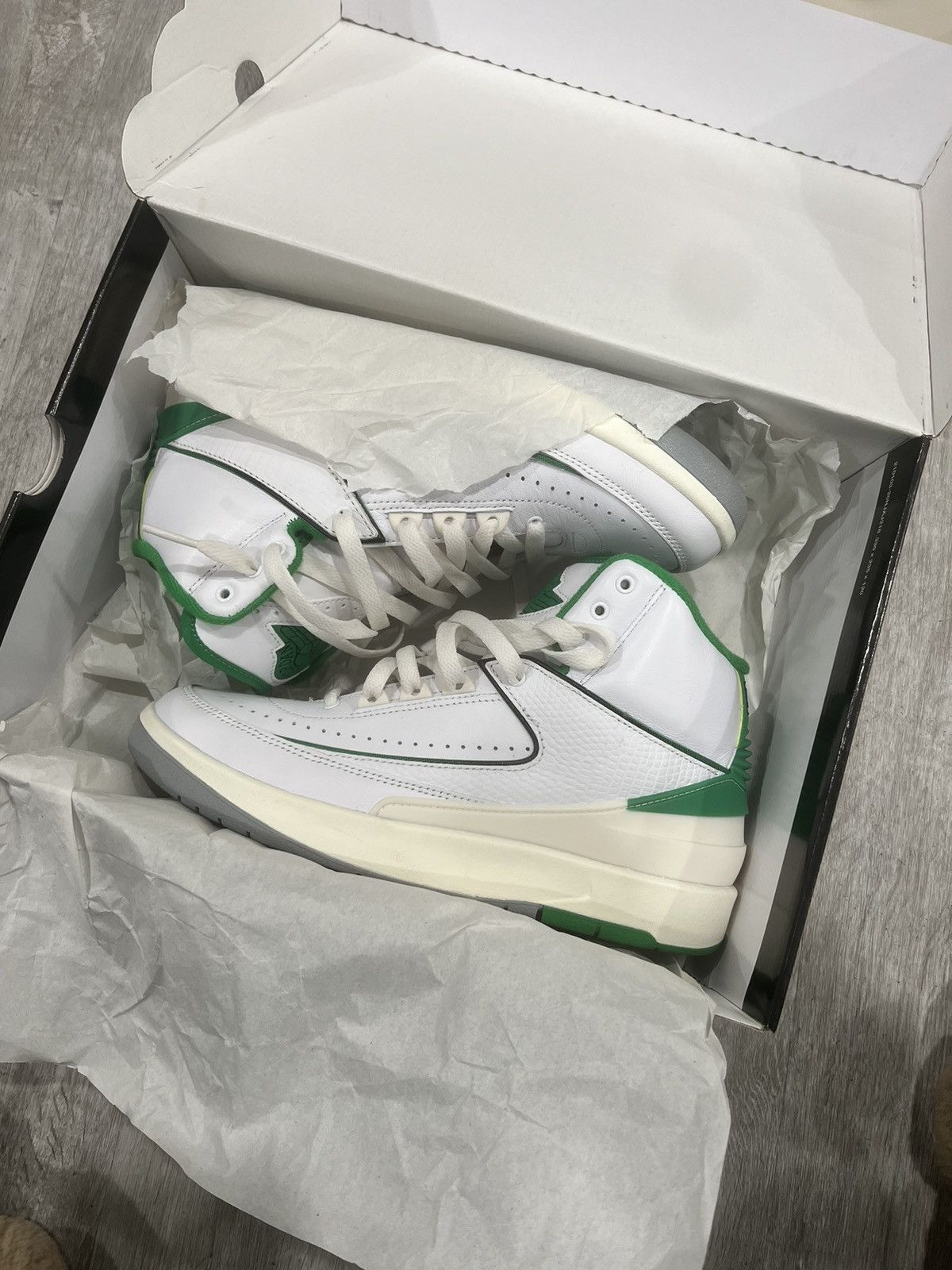 Jordan Brand × Nike Lucky green Jordan 2 Size US 7 / EU 40 - 5 Thumbnail