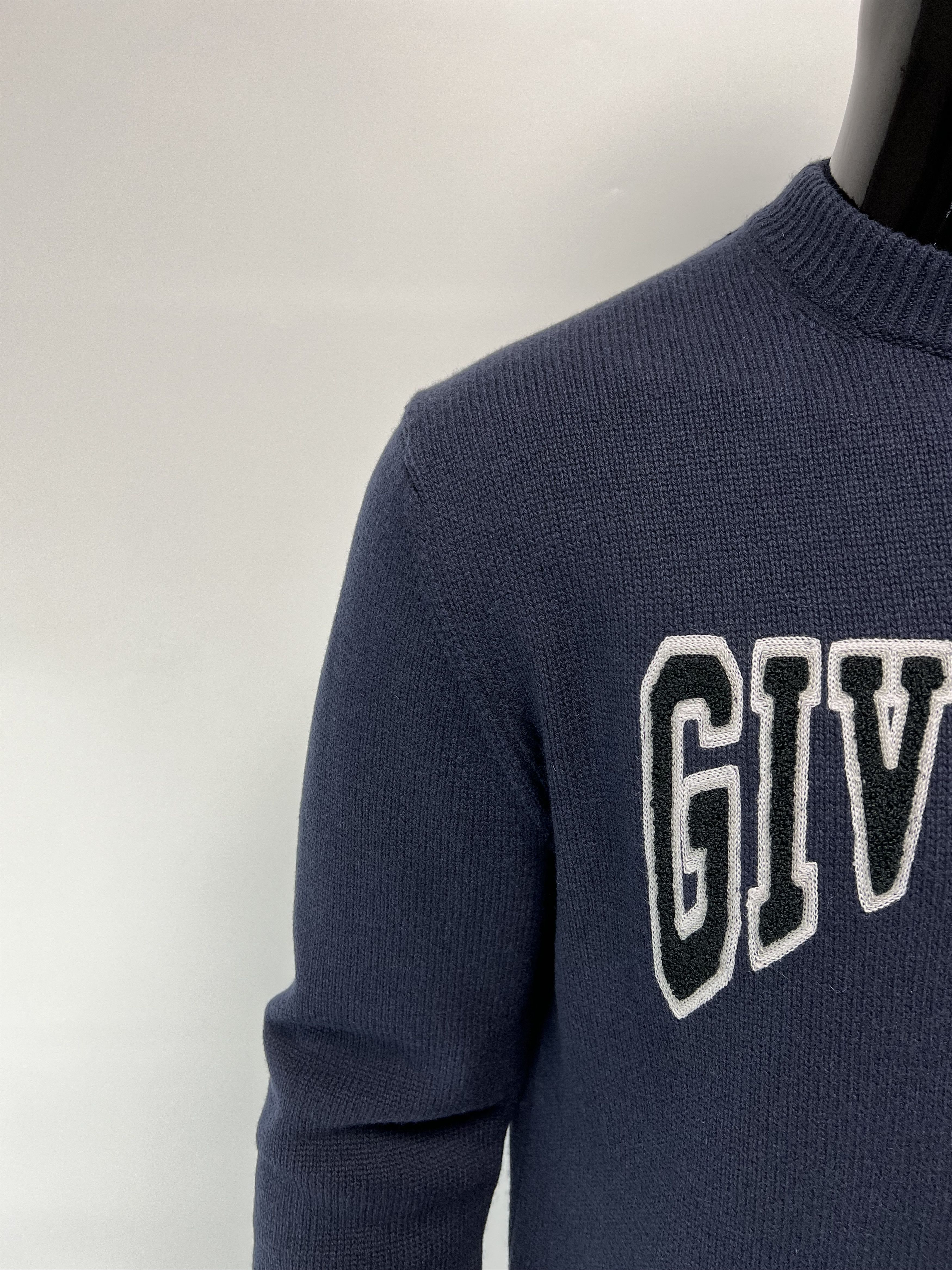 Givenchy Givenchy Wool Cashmere Crew Neck Knit Sweater Big Logo Size US S / EU 44-46 / 1 - 2 Thumbnail